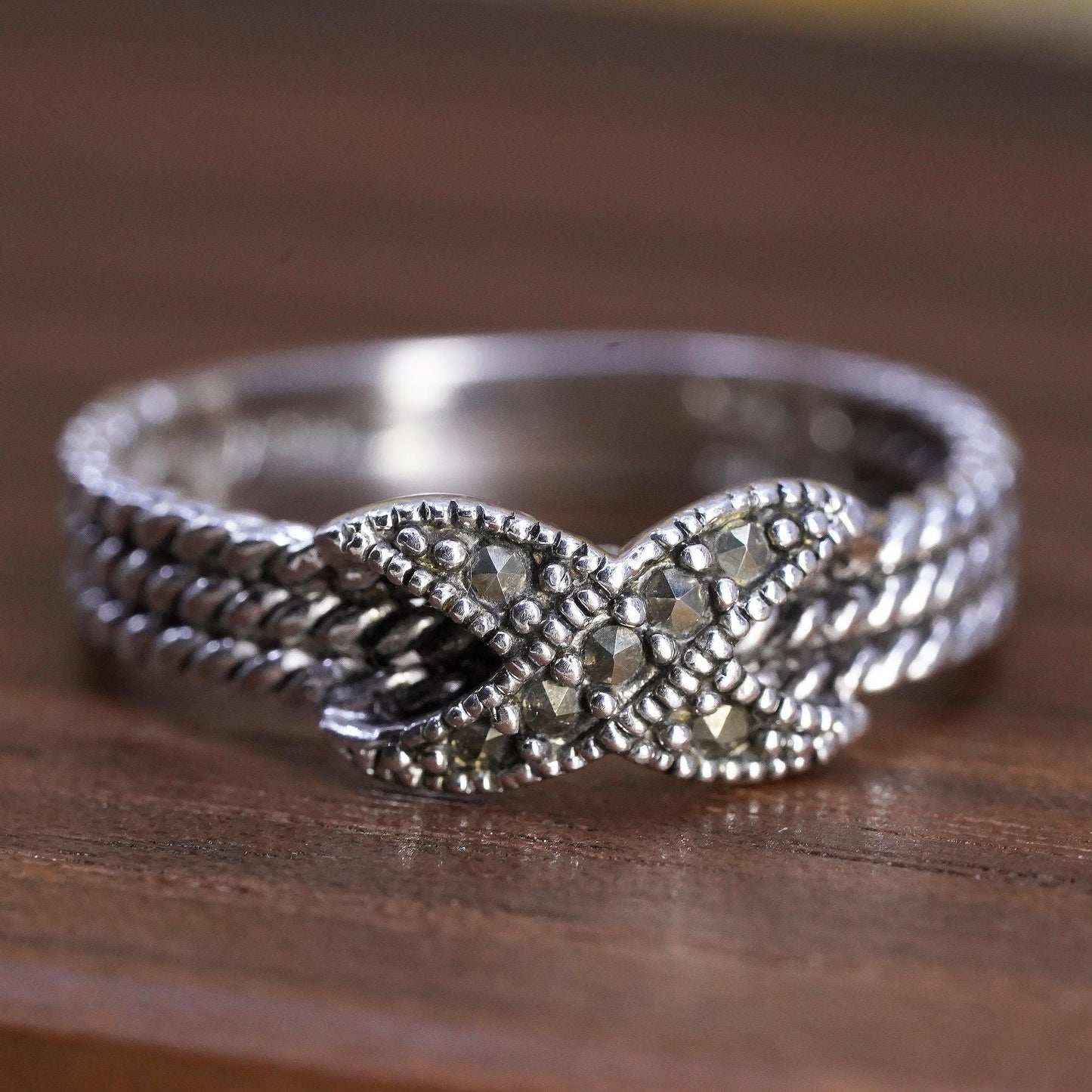 Size 8, Sterling Silver Marcasite Infinity Knot Ring, Rope Band, Art Deco Ring