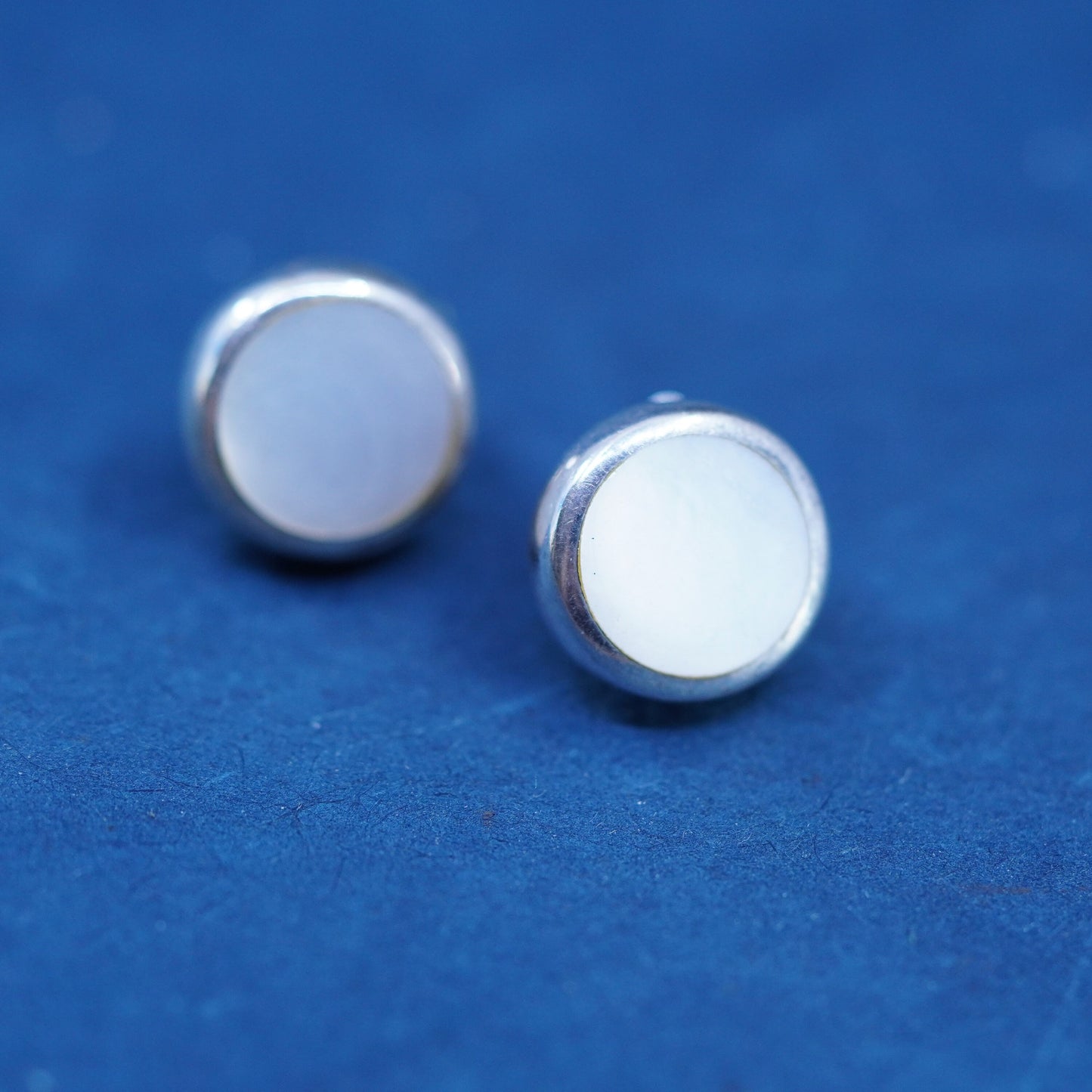 Vintage Sterling 925 silver studs with mother of pearl inlay, earrings