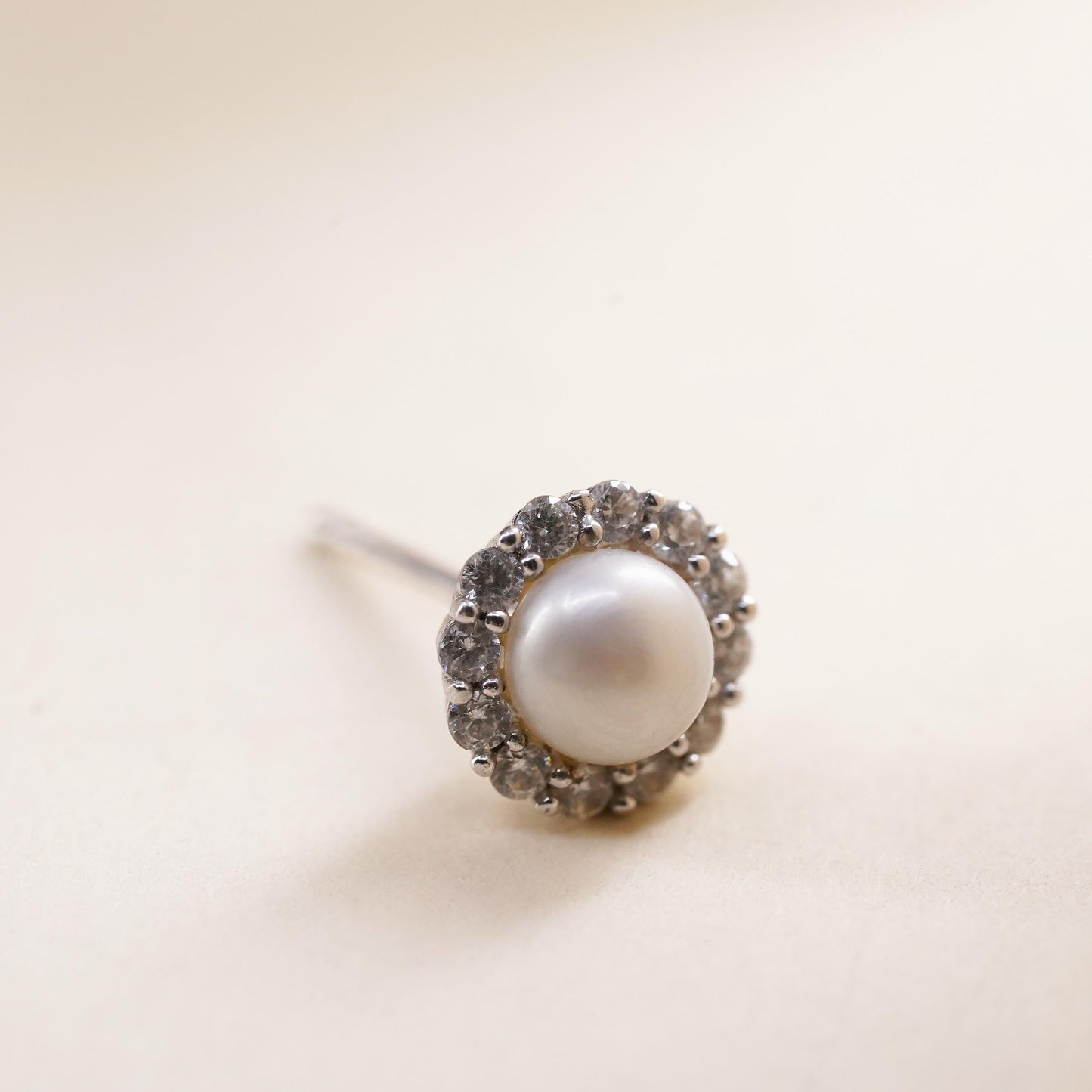 Vintage single earring. Sterling 925 silver pearl stud with cz around details