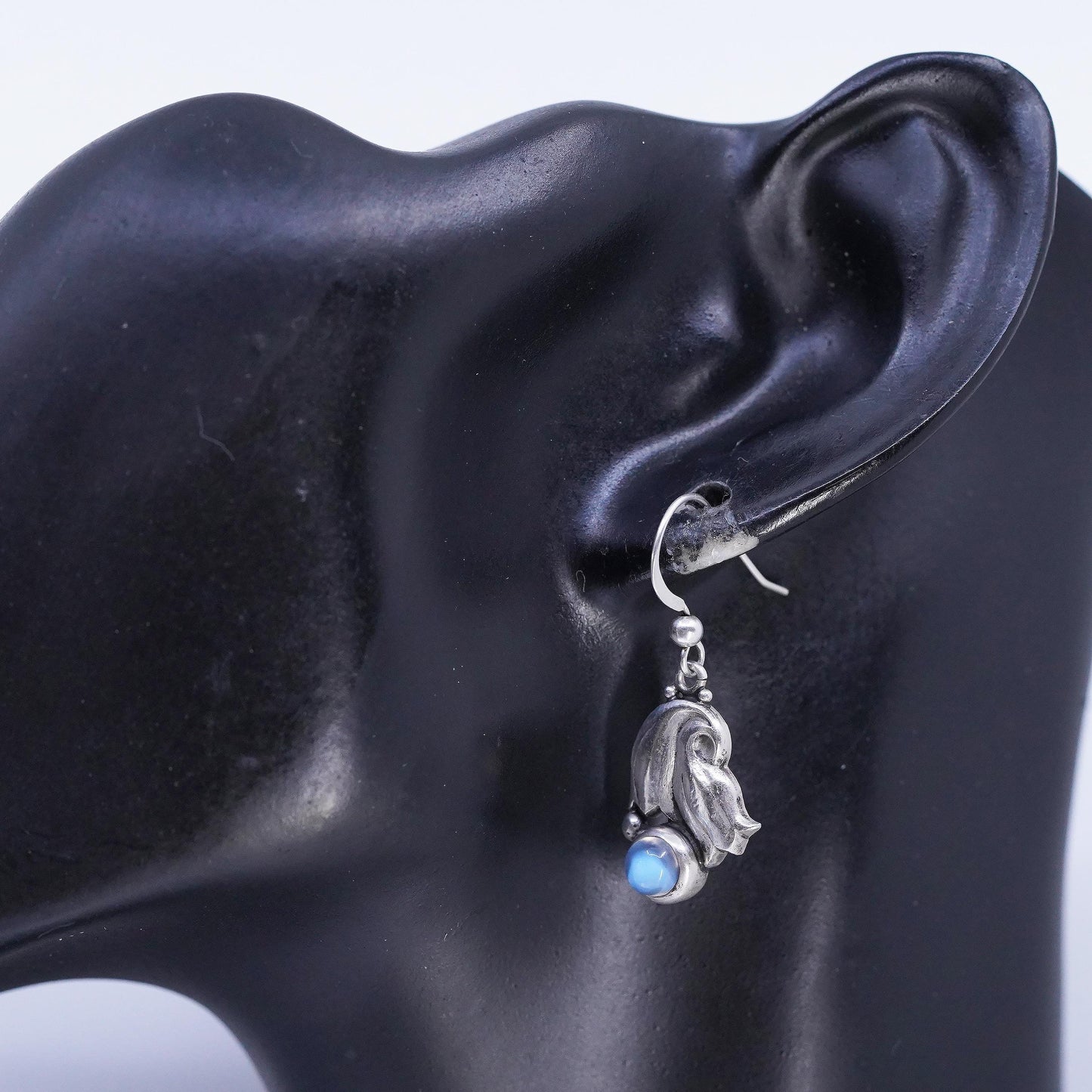Vintage Sterling 925 silver handmade leaves earrings with moonstone