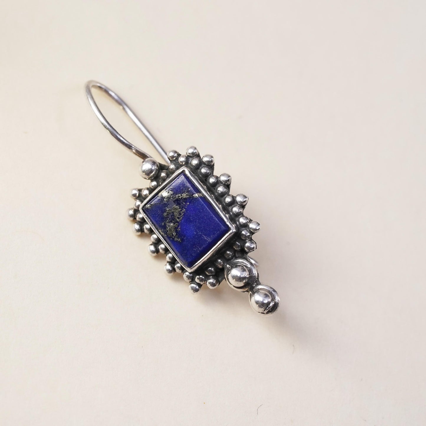 Southwestern sterling silver 925 handmade single earring with lapis lazuli