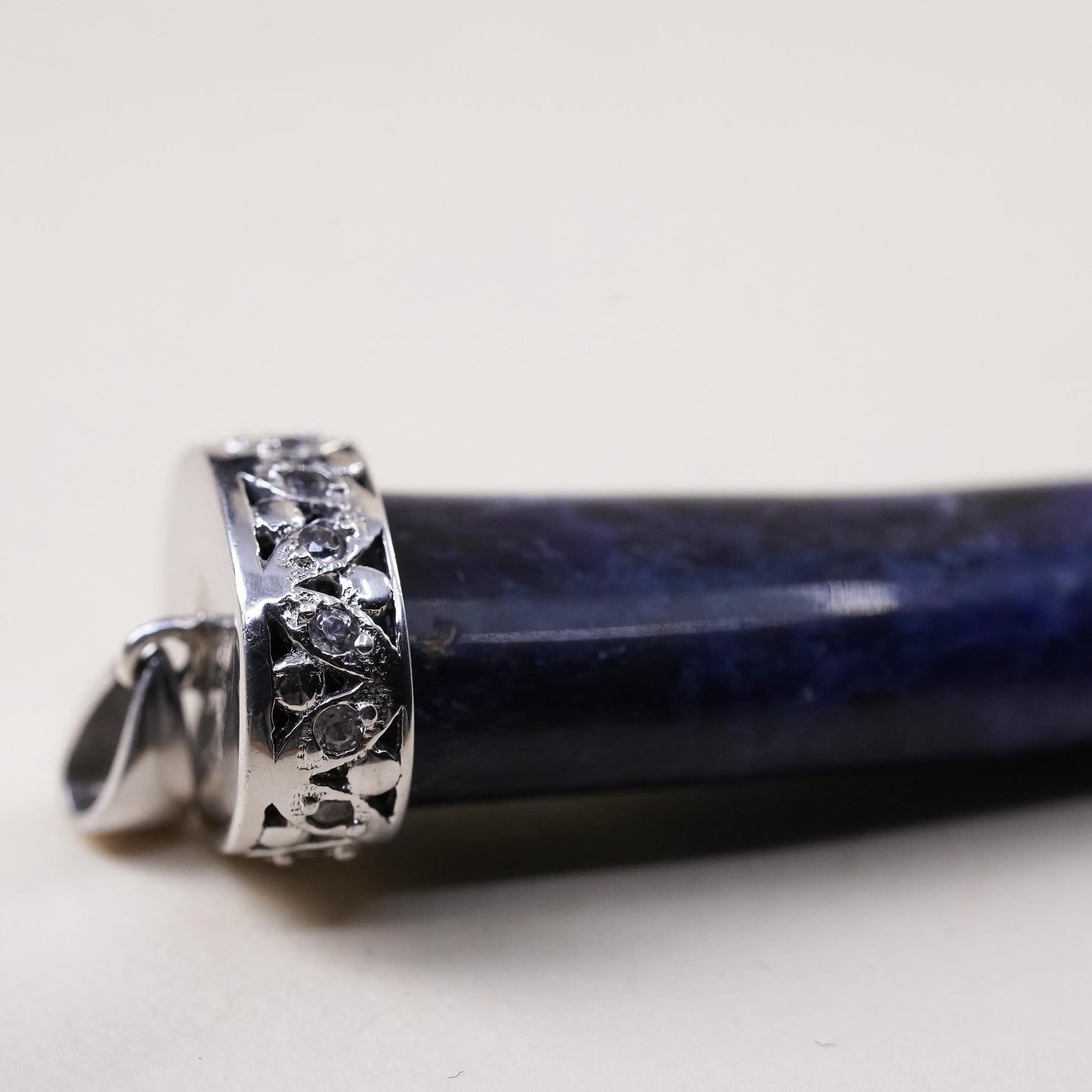 Vintage sterling 925 silver handmade pendant with sodalite
