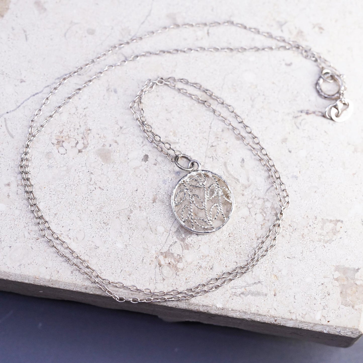 18", vintage Sterling silver necklace, 925 circle chain filigree leaves pendant