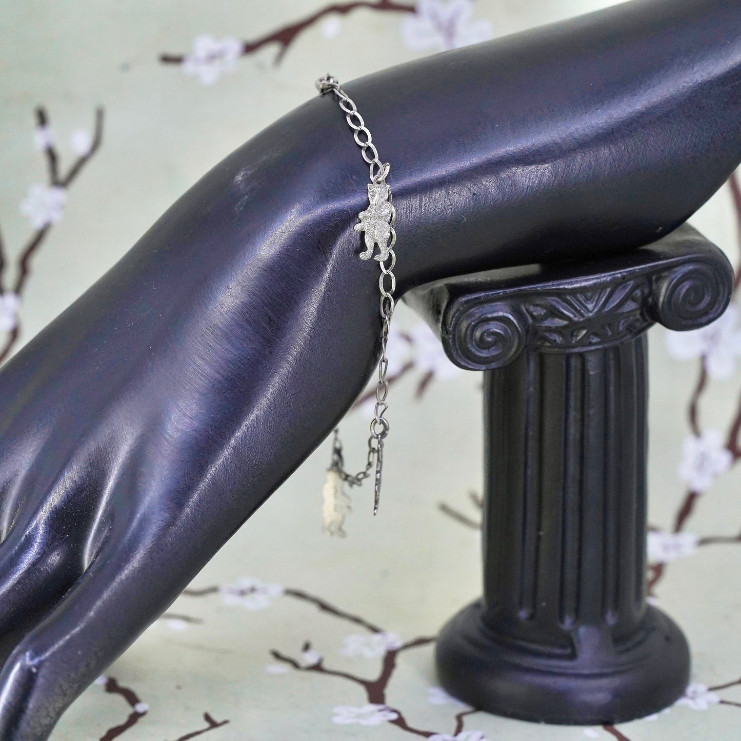 7.5” 3mm, Vintage sterling 925 silver twisted curb bracelet with bear charms