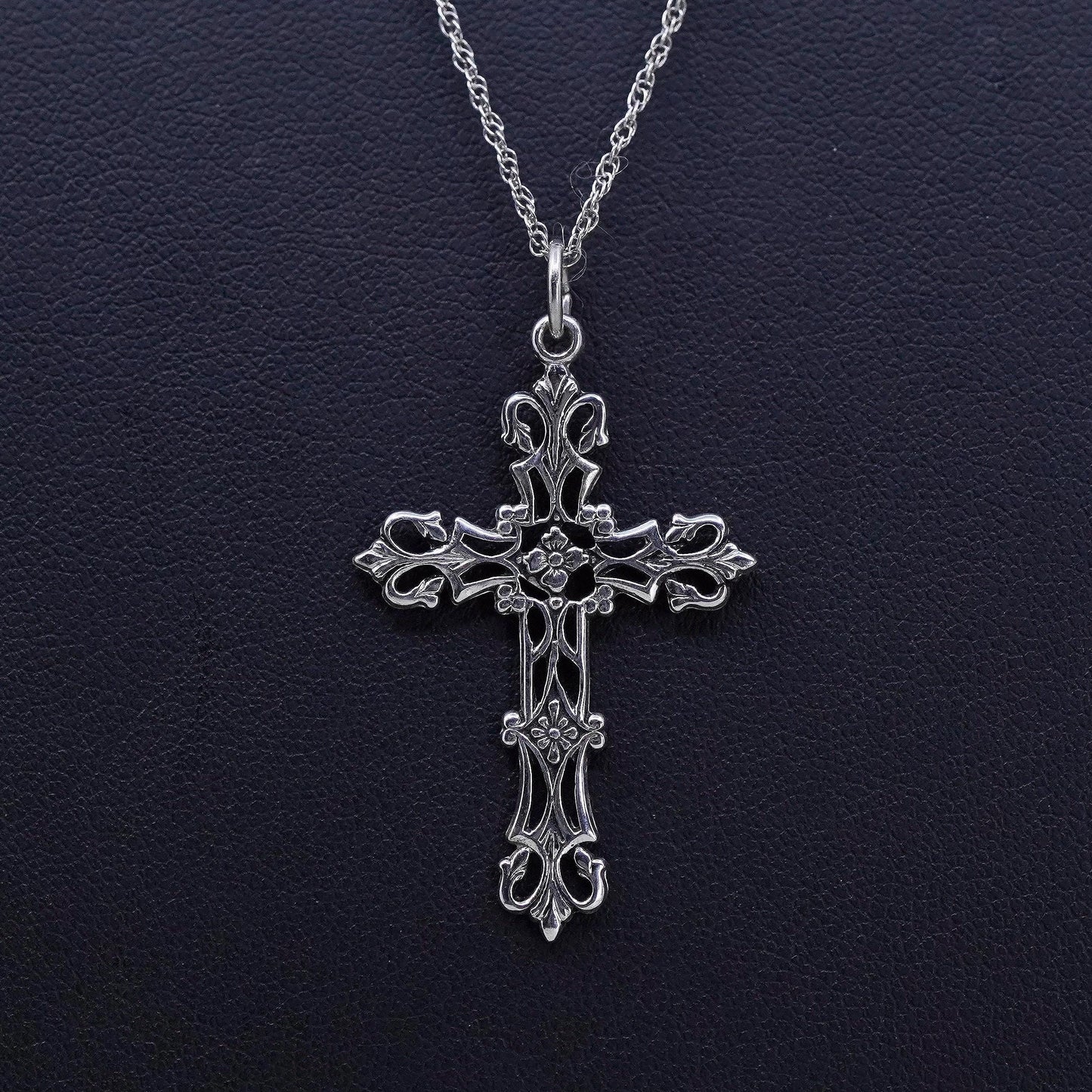 18” sterling silver circle link chain with filigree cross pendant, necklace