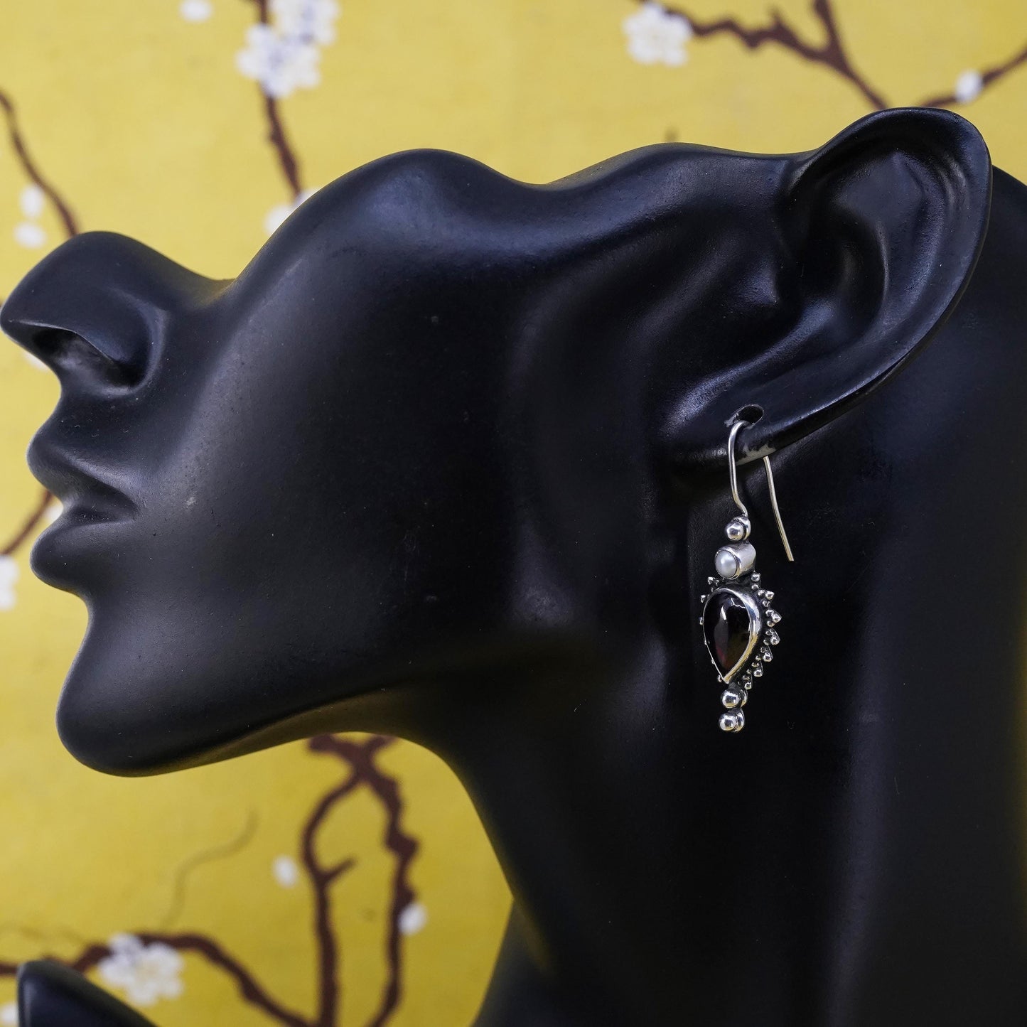 Vintage Sterling silver 925 handmade earrings with teardrop garnet and pearl