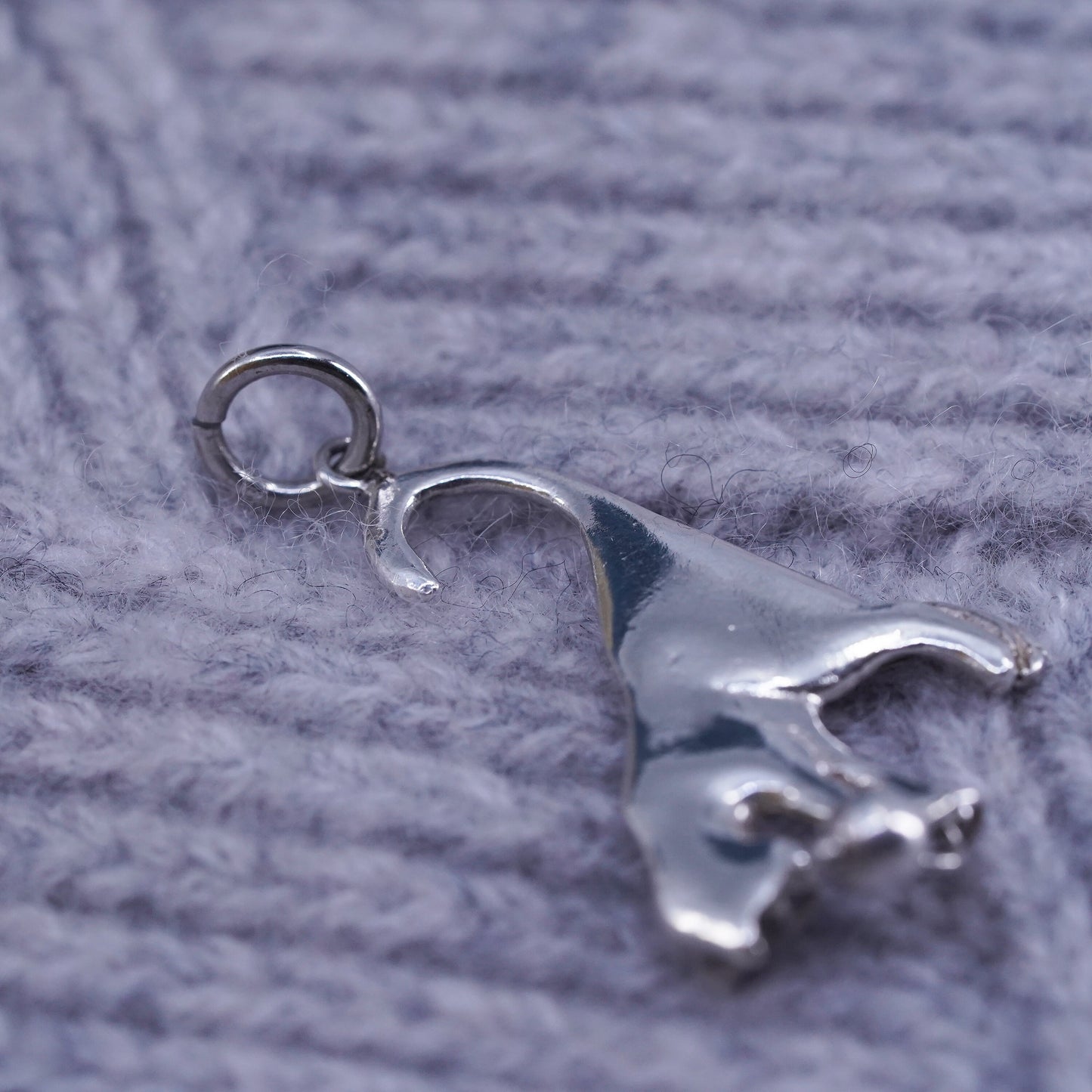 Vintage 925 Sterling Silver handmade kitty cat pendant with ball charm