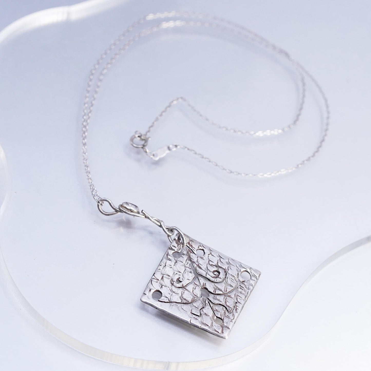 18" 1mm, vintage Sterling 925 silver chain necklace w/ textured cutout pendant