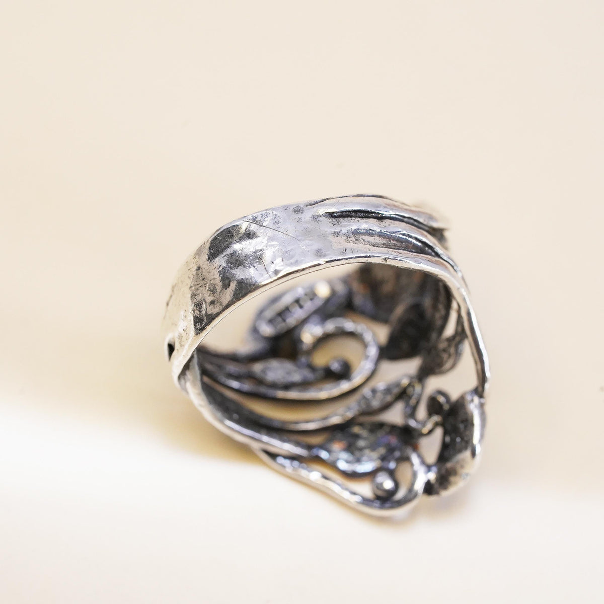 Size 6.75, Israel Pz Or Paz two tone Sterling silver ring, 925 Leafy vine band