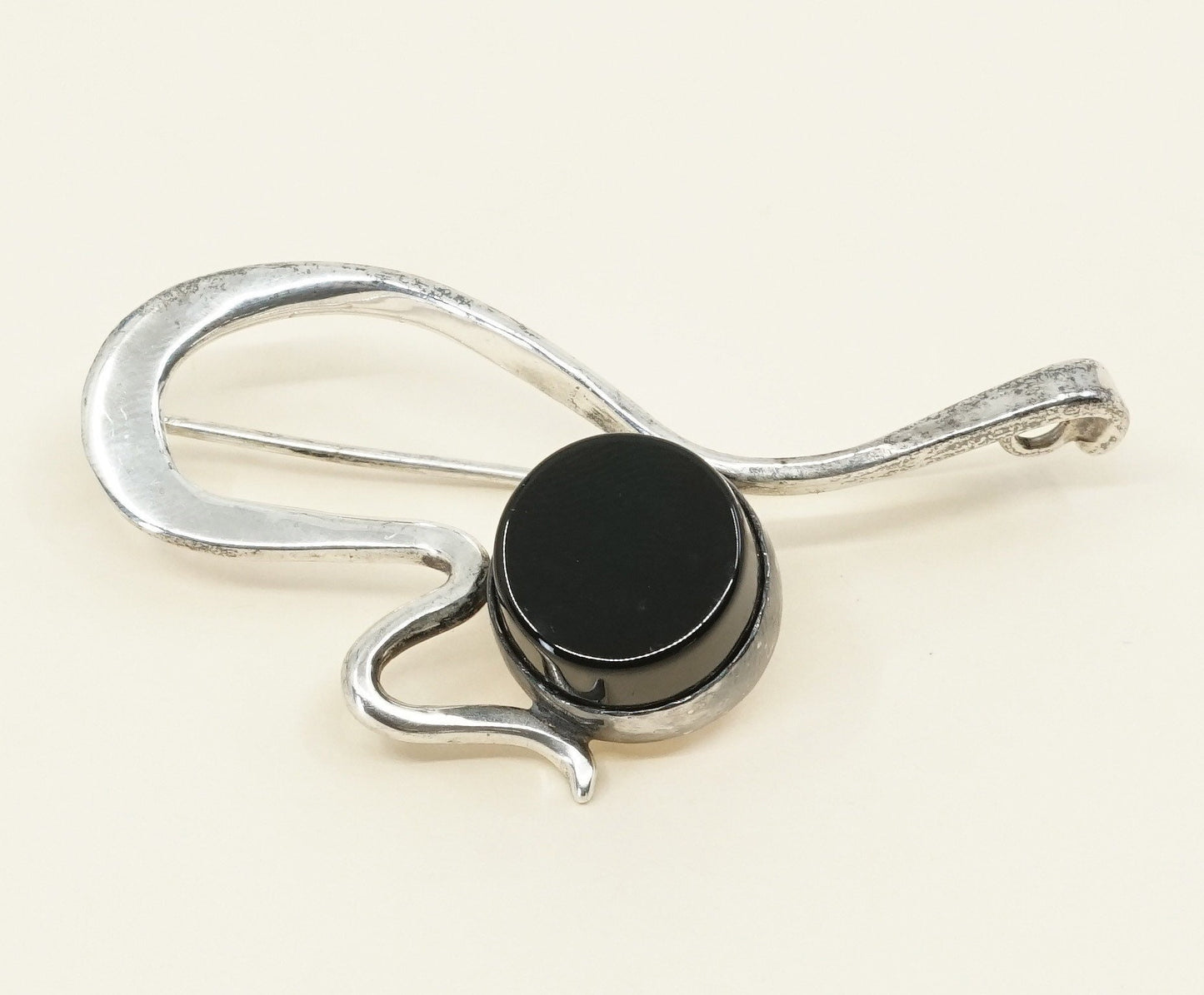 Vintage Sterling silver handmade brooch, Mexico 925 silver with round shaped obsidian, silver tested