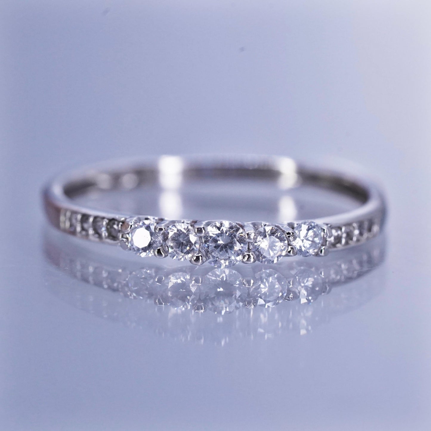 Size 10, vintage southwestern Sterling 925 silver wedding ring, Cz band
