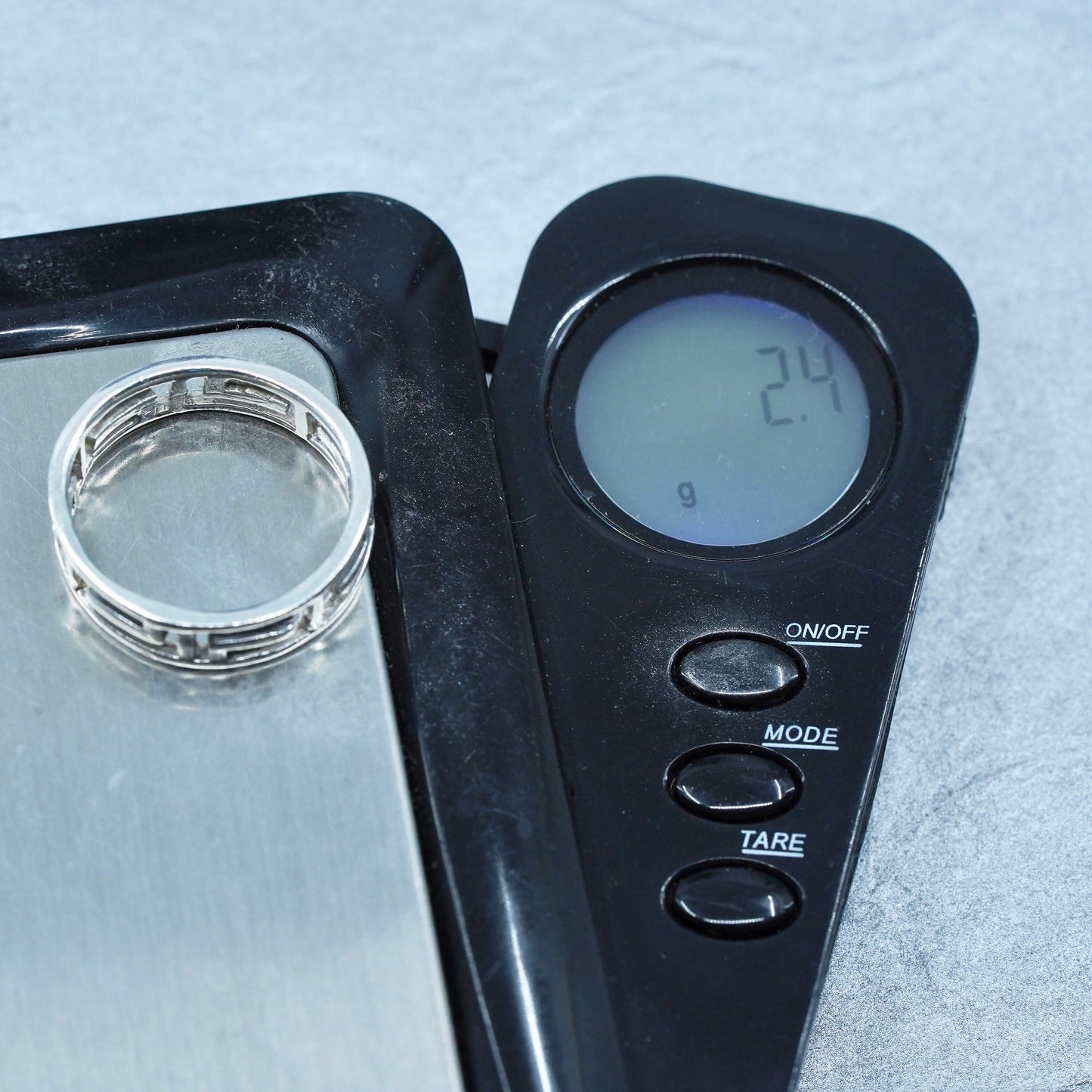 Size 7, vintage Sterling 925 silver Greek key band ring