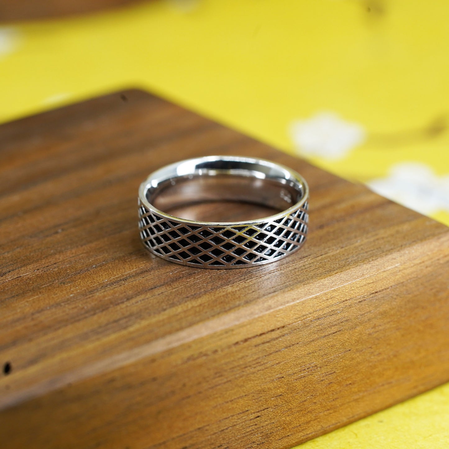 Size 8.5, vintage Sterling silver handmade ring, 925 band woven braided details