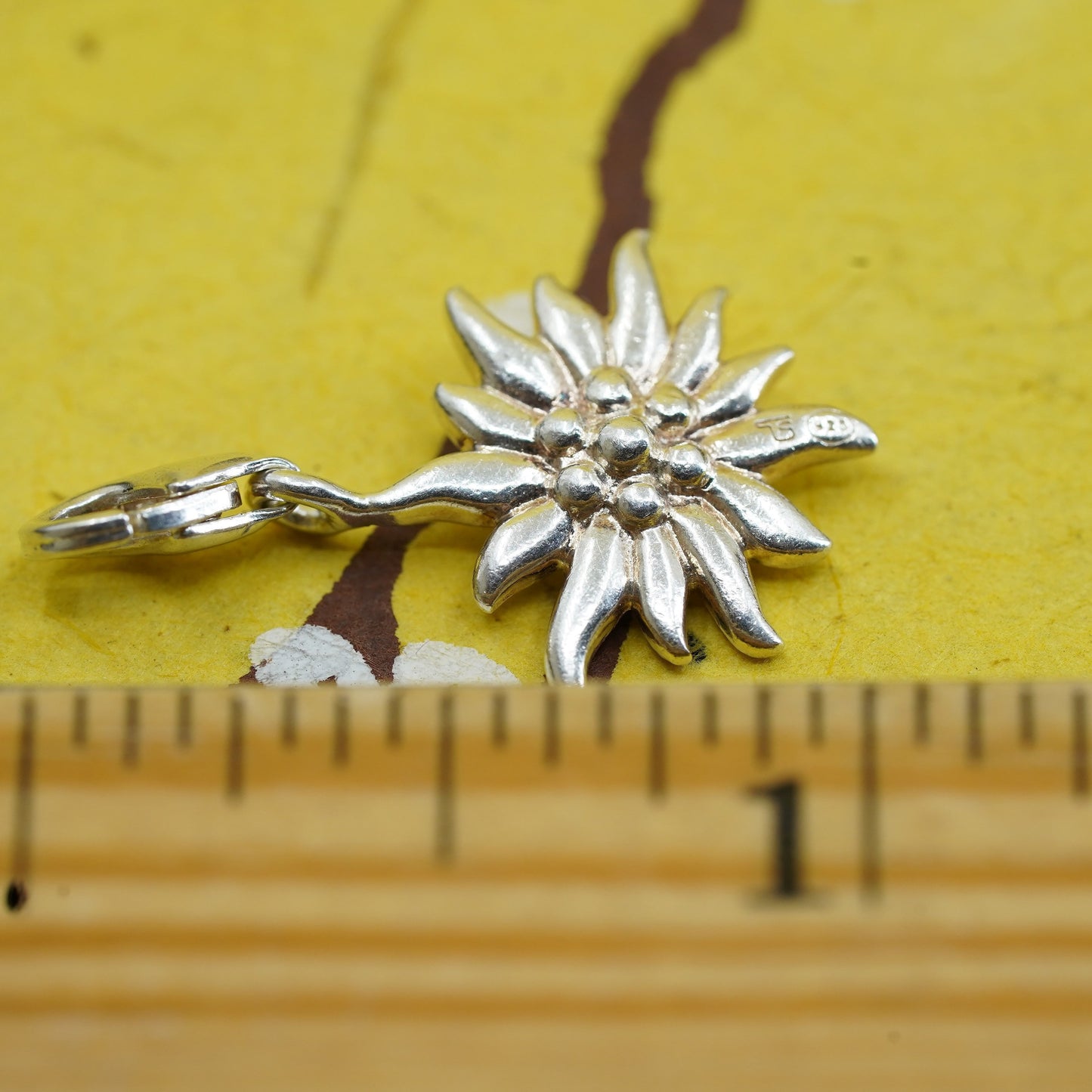 Vintage Sterling 925 silver handmade flower pendant