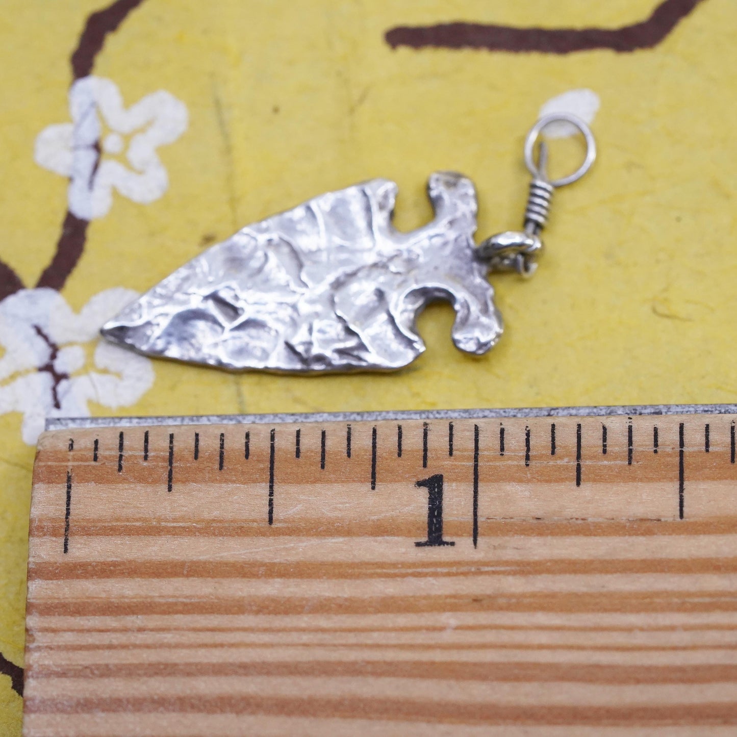 Vintage southwestern Sterling silver handmade pendant, 925 hammered arrow charm