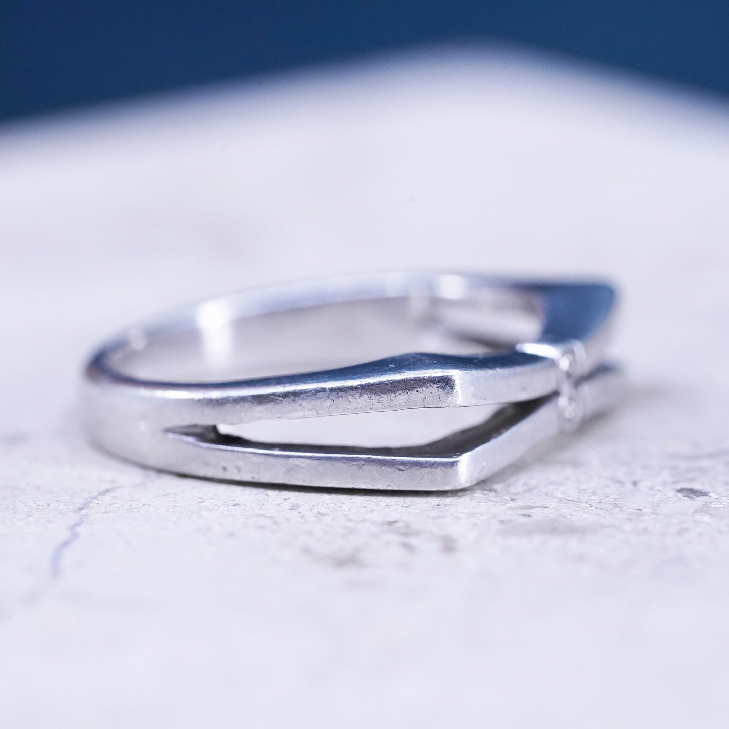 Size 7.25, Judith Jack sterling silver ring, 925 entwined band with diamonds