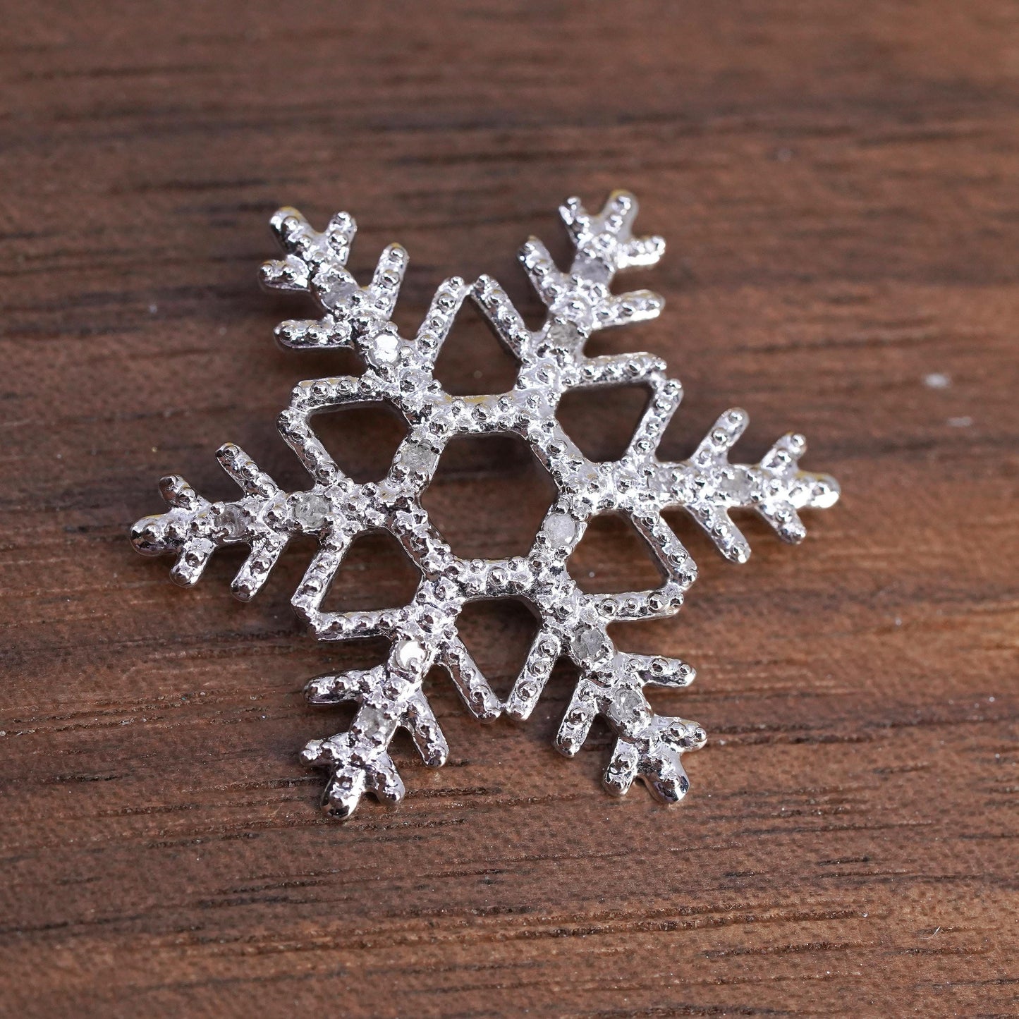 Vintage sterling 925 silver snowflake charm pendant with cluster diamond
