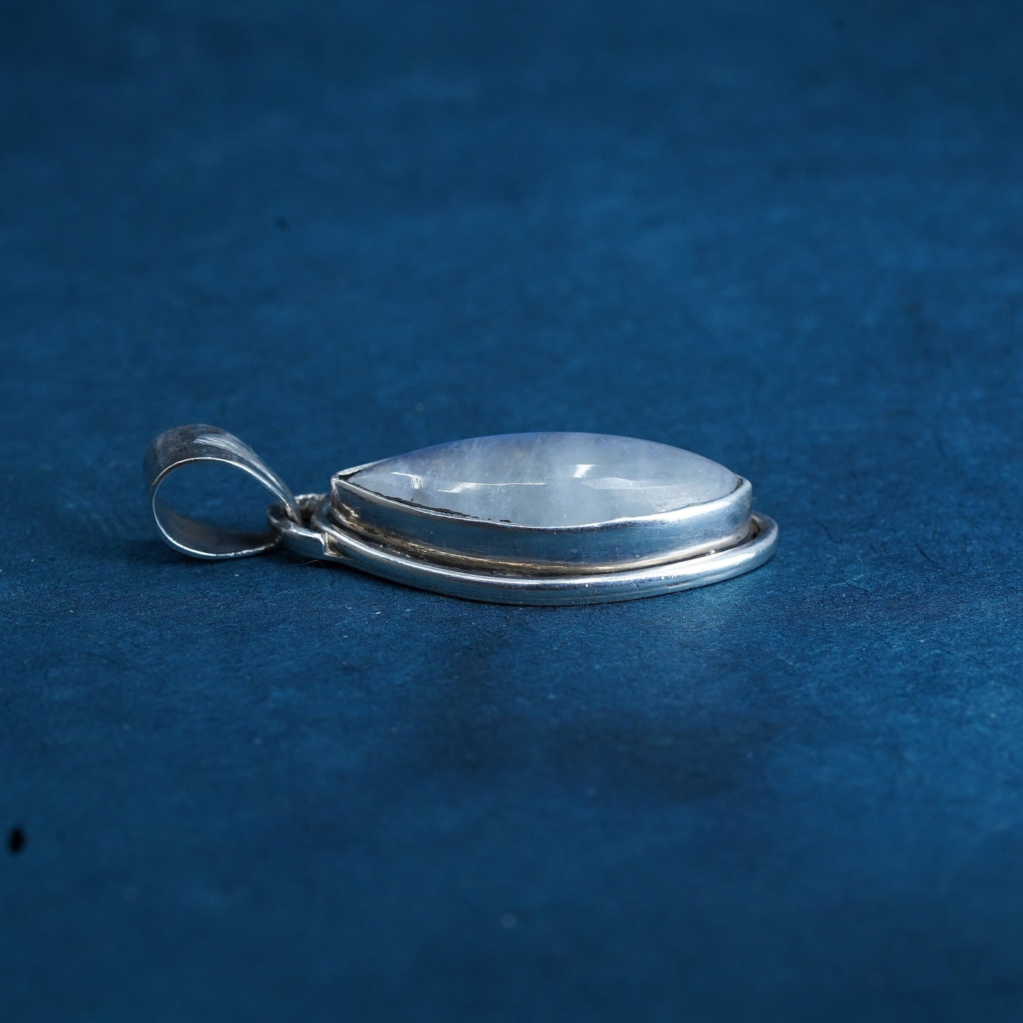 Vintage Sterling 925 silver handmade pendant with moonstone