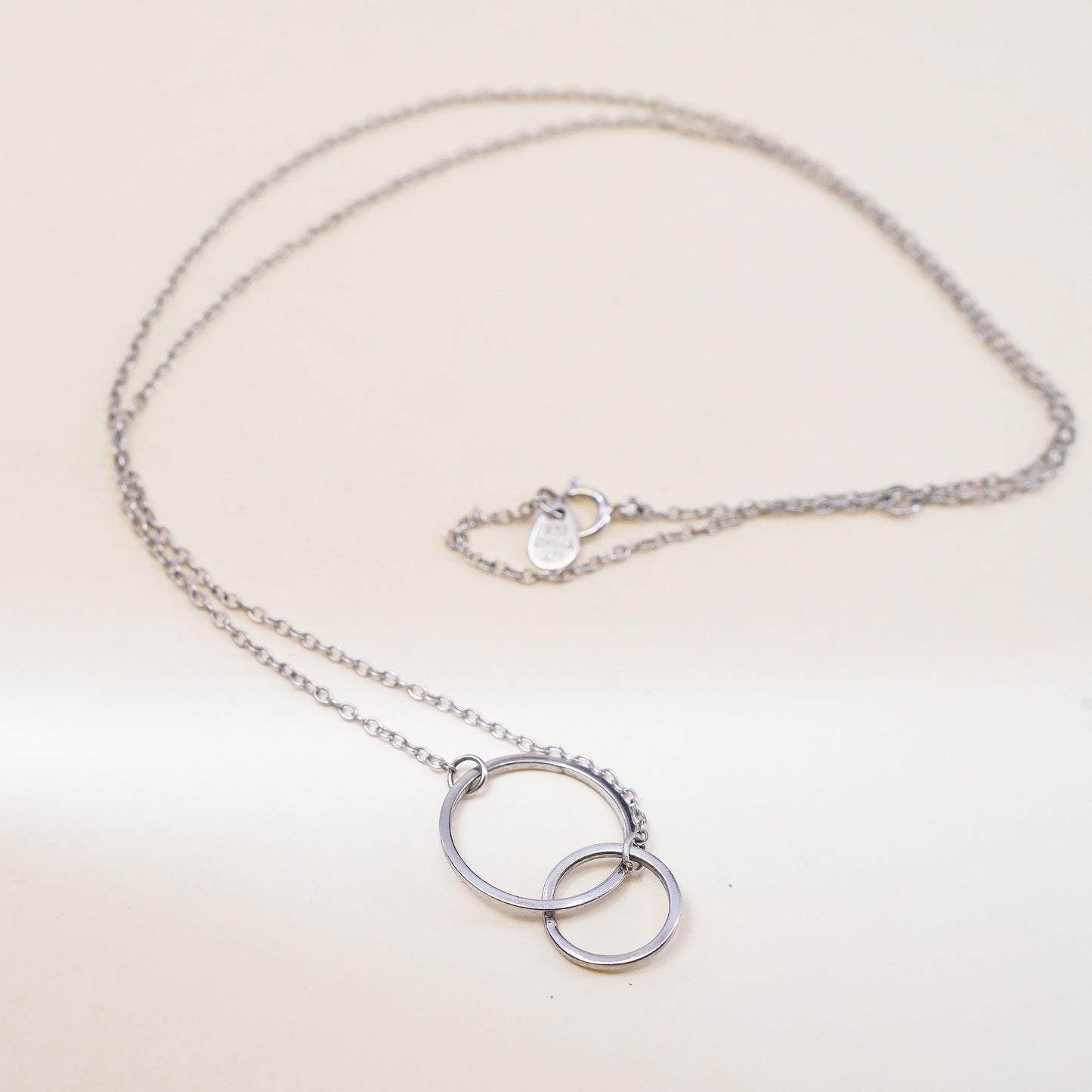 16+2”,, VTG sterling silver necklace, 925 silver circle double circle pendant