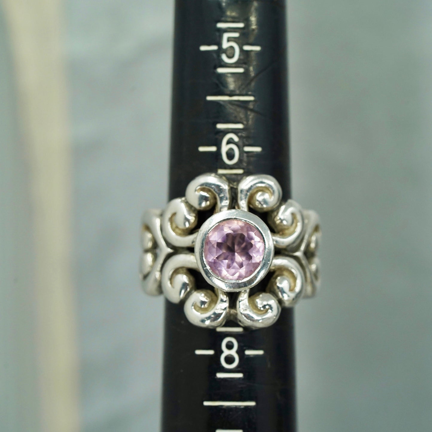 Size 7, VTG Barse Sterling 925 silver ring, filigree swirly band with pink cz