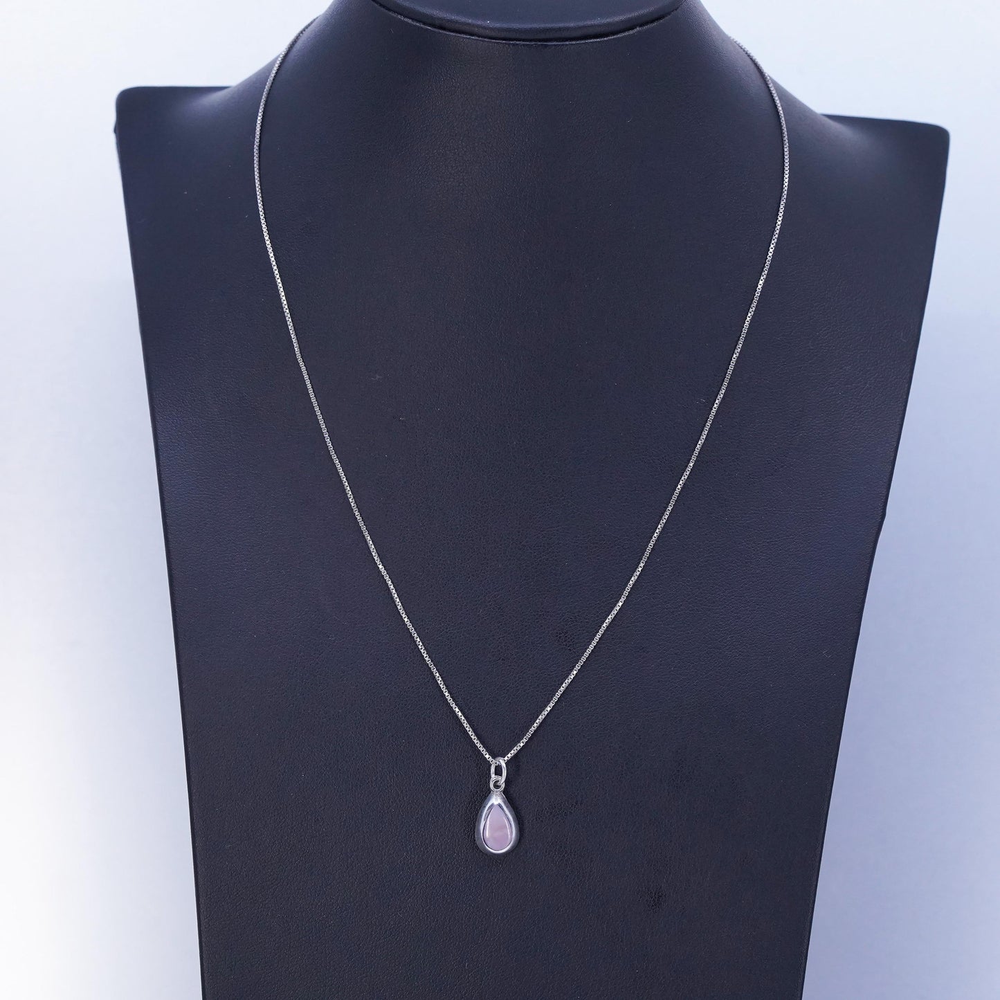 18”, Sterling 925 silver box chain necklace with teardrop pink MOP pendant