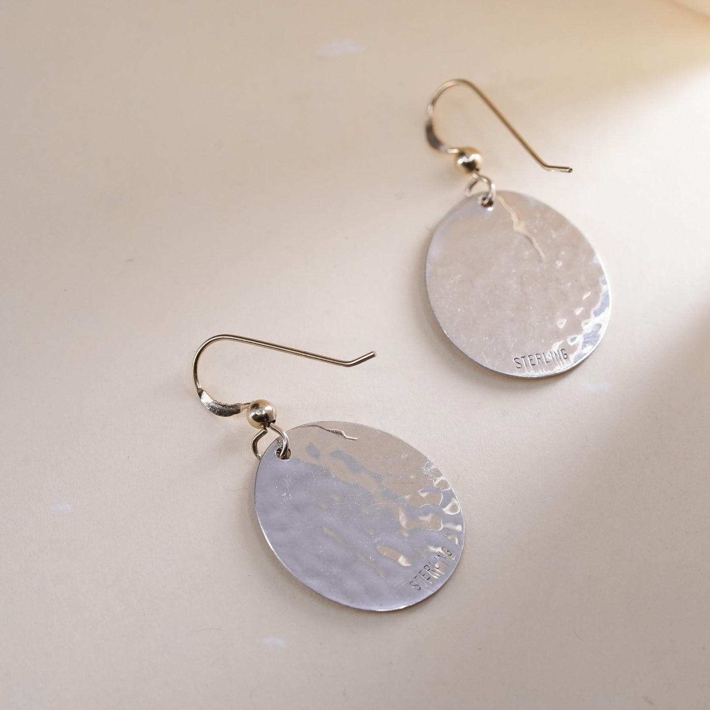 Vintage Sterling 925 Silver Hammered oval disc Earrings yellow gold leaf charms
