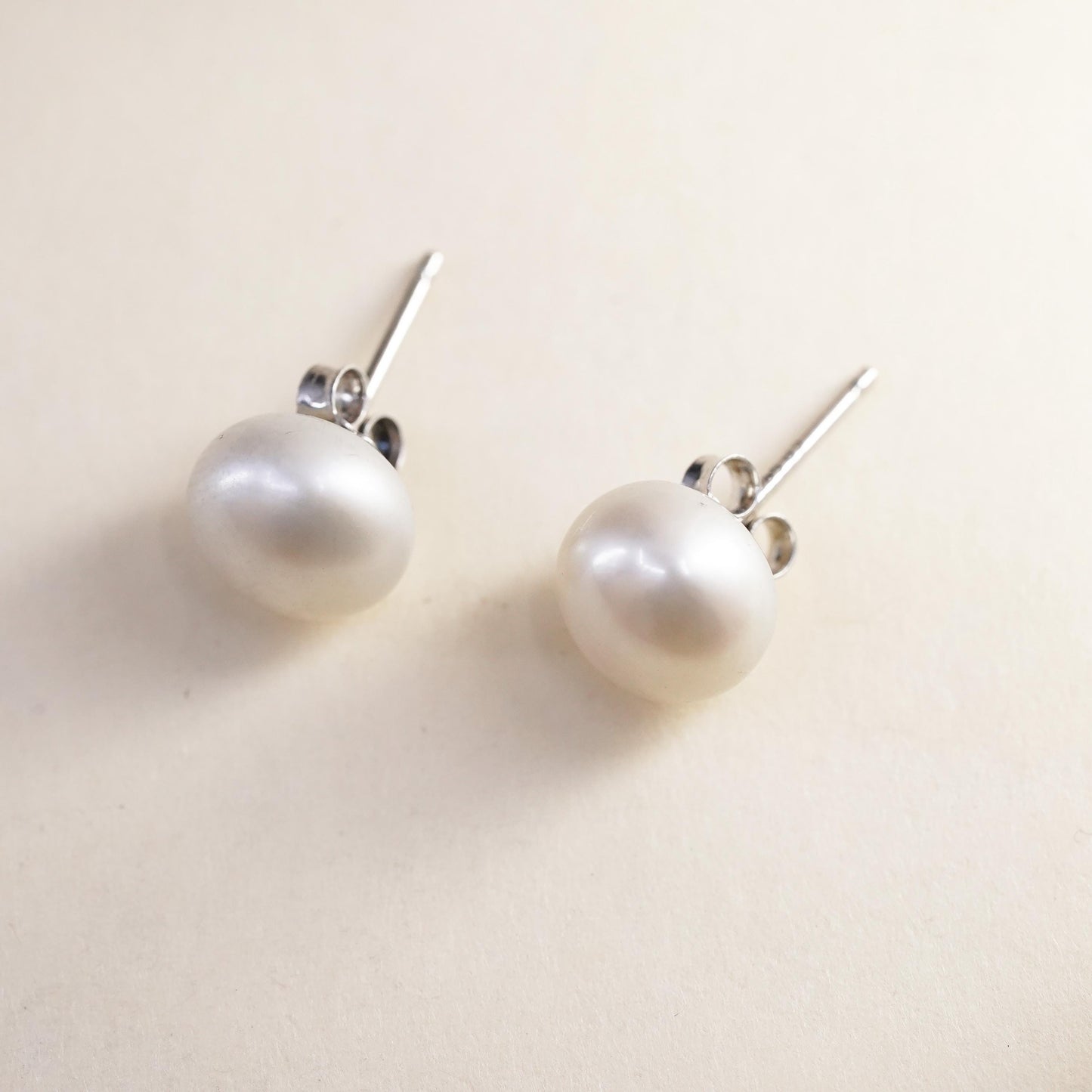 8mm, Vintage sterling silver handmade earrings, 925 studs with freshwater pearl