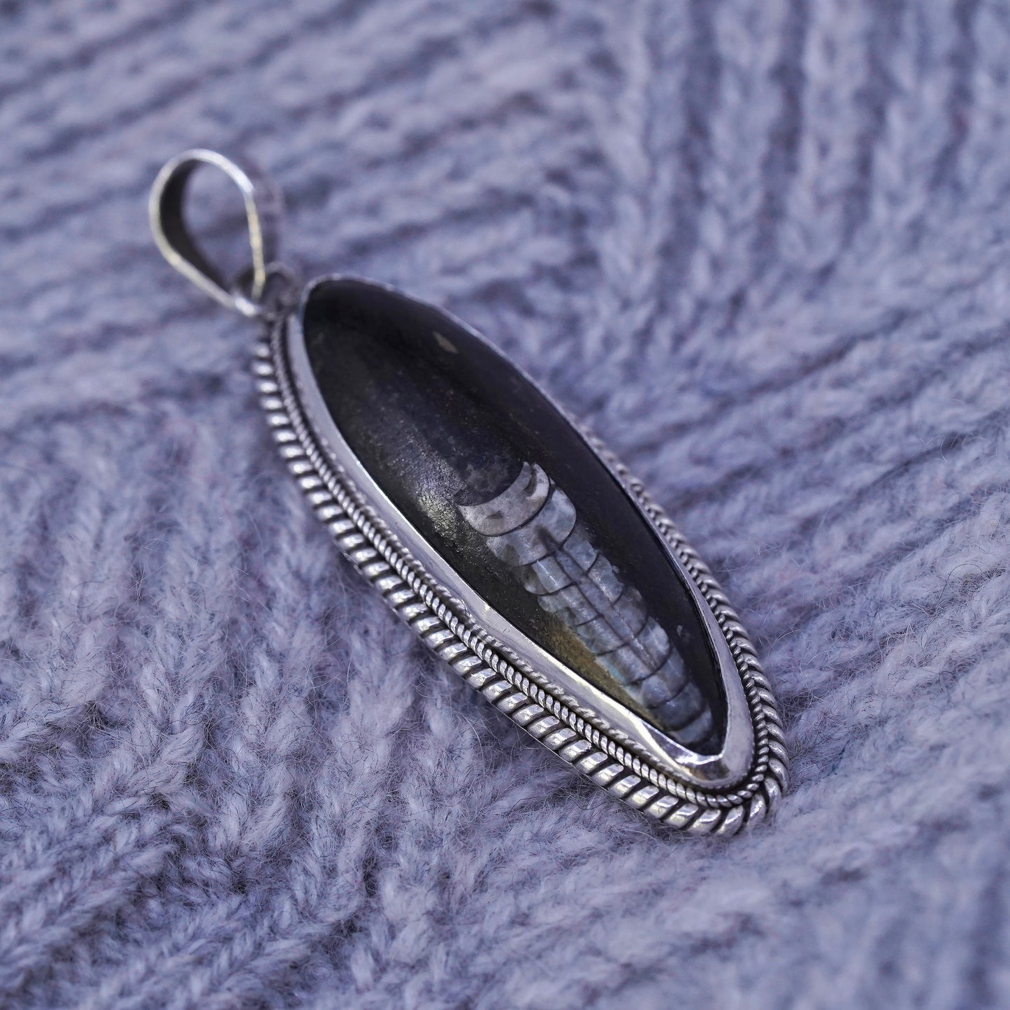 Vintage Sterling 925 silver pendant with Orthoceras fossil shell inlay cable