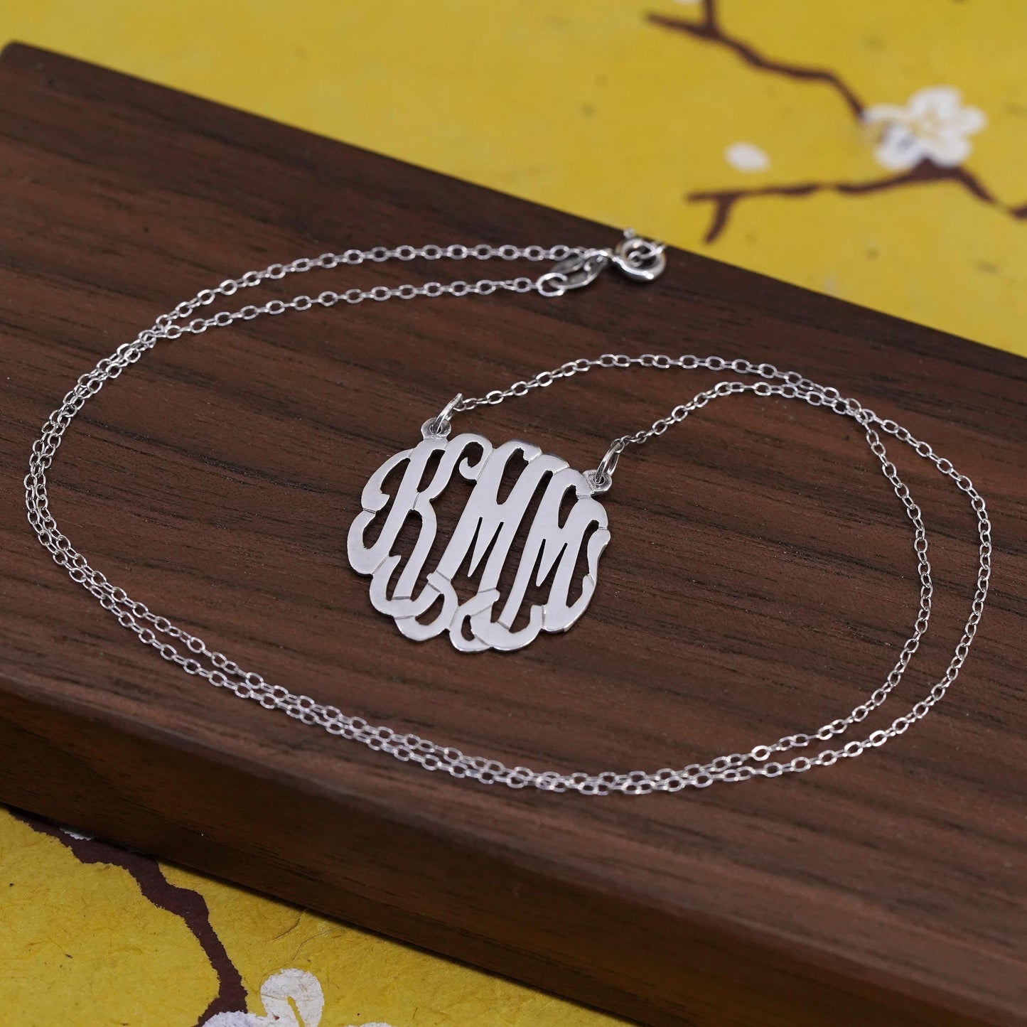 19", Italian Sterling 925 Silver circle Chain Necklace w/ monogram KMM pendant