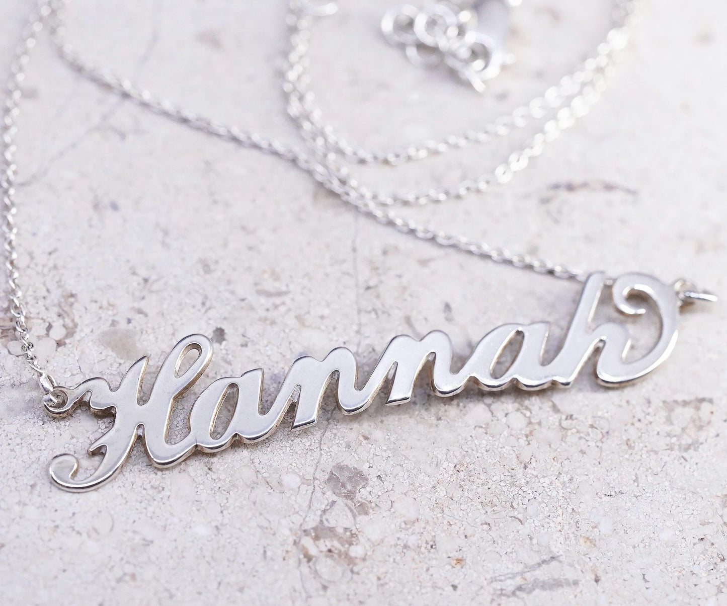 16+2", vintage Sterling silver necklace, 925 circle chain name Hannah pendant