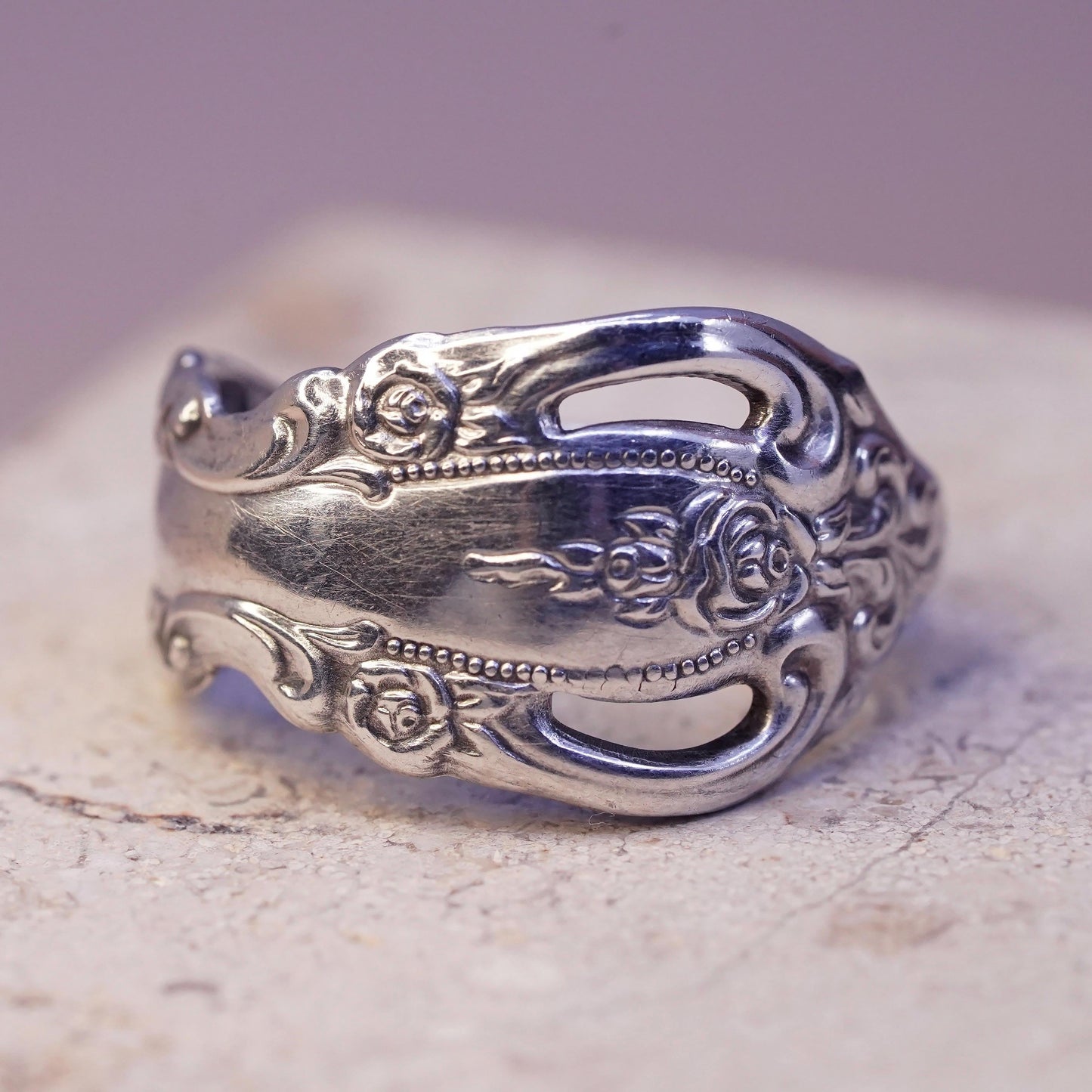 Size 5, vintage Sterling silver handmade ring, 925 flower spoon wrap band
