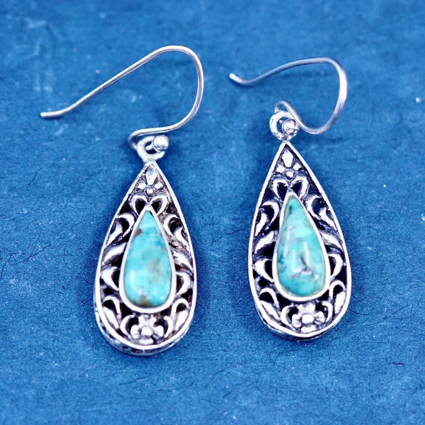 Vintage Sterling 925 silver handmade textured teardrop earrings with turquoise