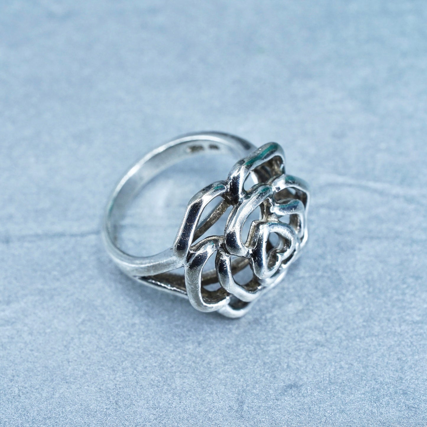 Size 7, vintage southwestern Sterling 925 silver handmade ring, flower band