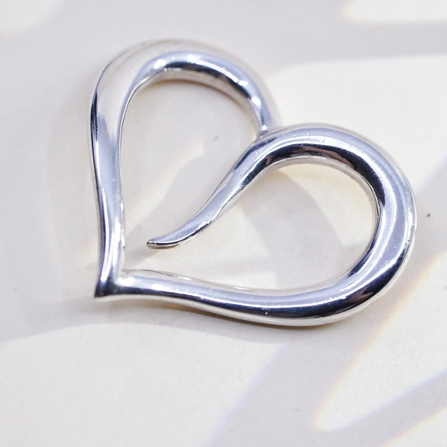 Vintage A.C. Studio, Angela Cummings 925 sterling silver heart pendant