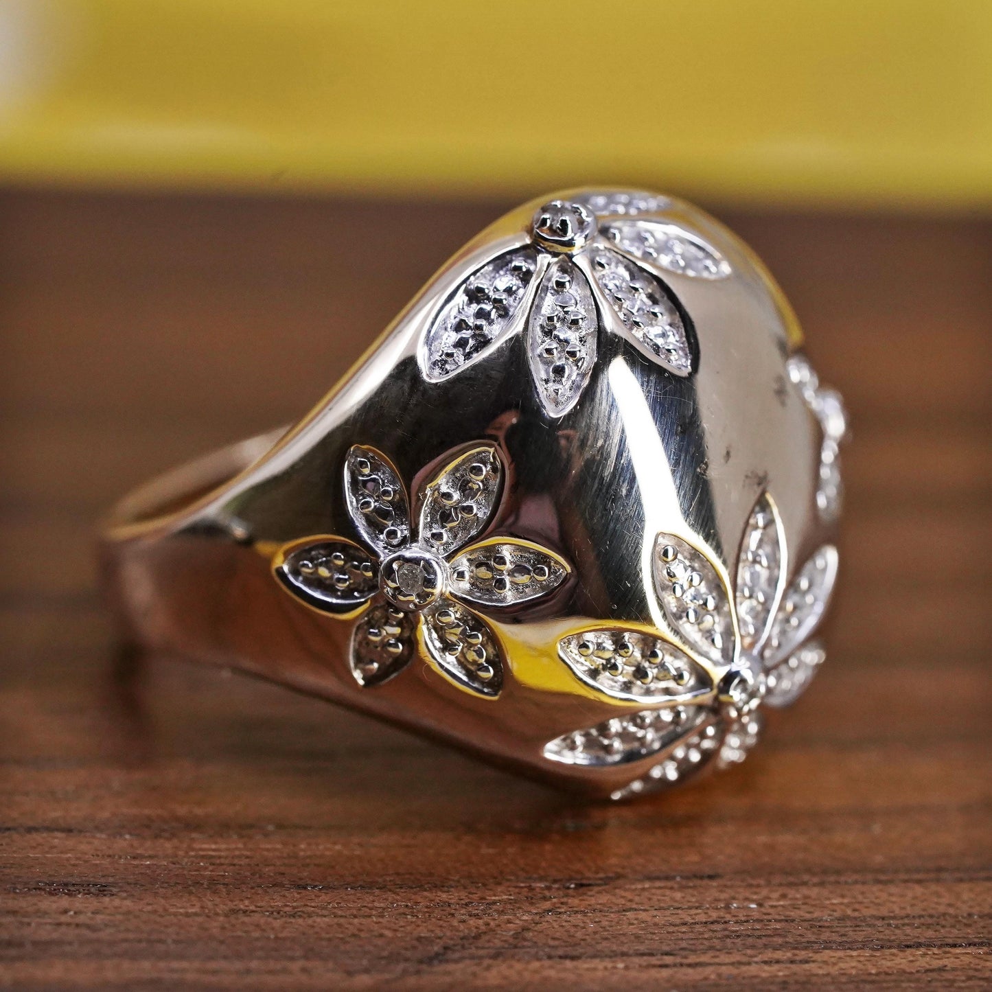 Size 8.25, vermeil yellow gold Sterling 925 silver dome ring diamond flowers