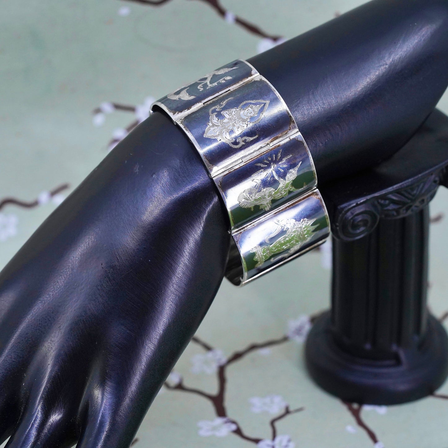 6”, Indian Siam Alex Co 925 sterling silver wide bracelet engraved goddess