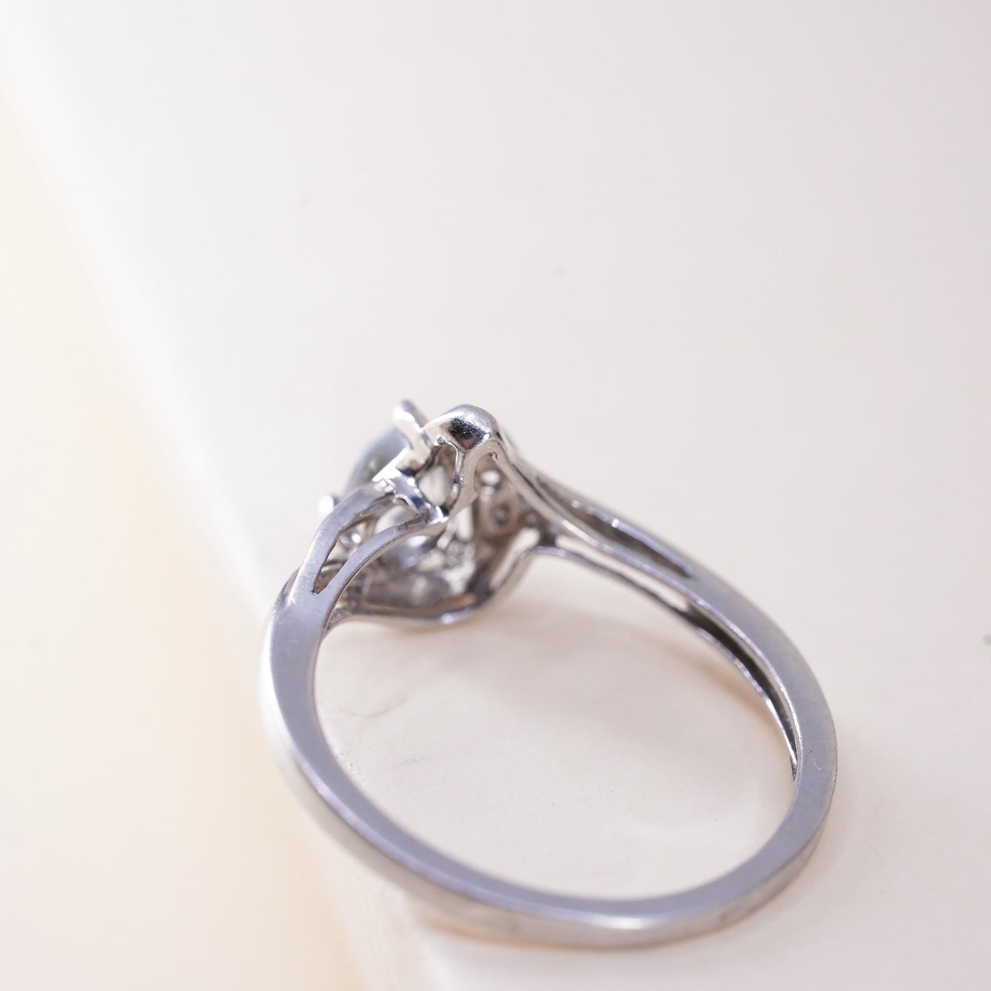 Size 7.5, vintage sterling 925 silver handmade ring with blue topaz diamonds