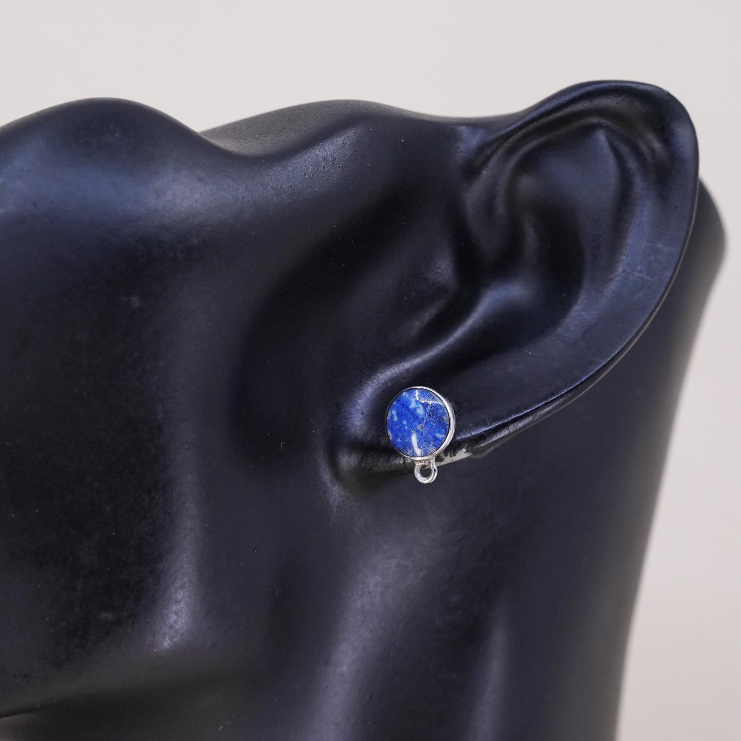 Native American Navajo single earring. Sterling 925 silver oval stud lapis