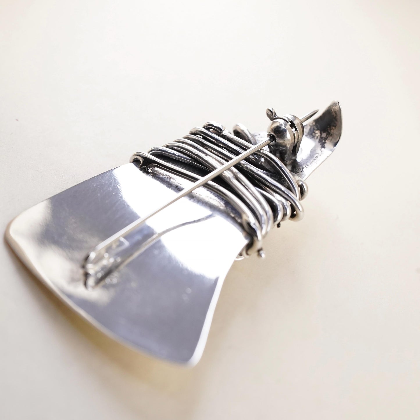 Brutalist Sterling Silver Onyx Brooch, Wire Wrapped Pin, Mid Century Jewelry
