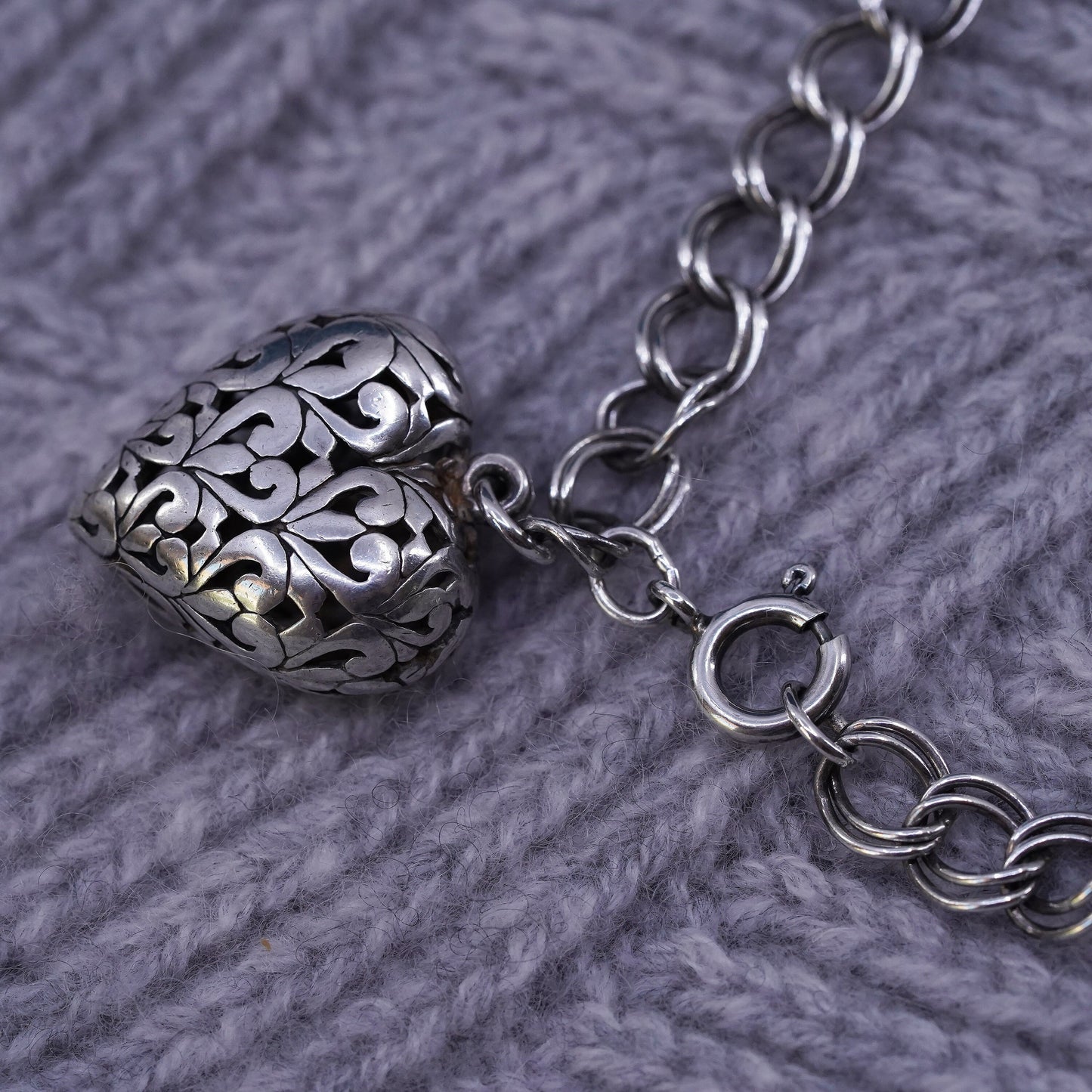 7.5", Sterling silver bracelet, 925 double curb chain with filigree heart charm