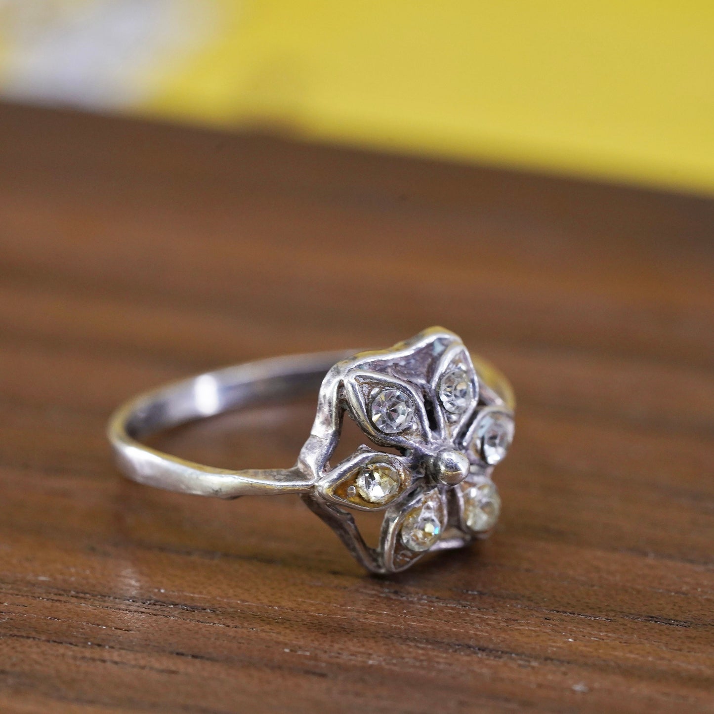 Size 6.5, vintage Sterling 925 silver handmade ring with cz snowflake flower
