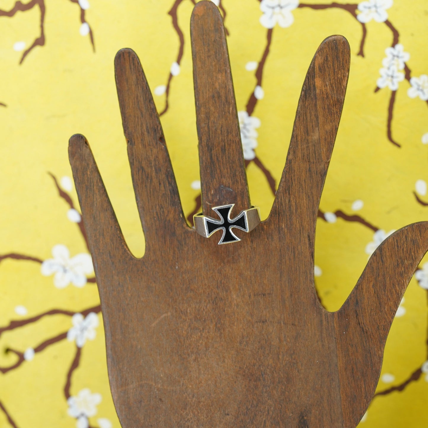 Size 10, vintage Sterling silver handmade ring, 925 cross band black enamel