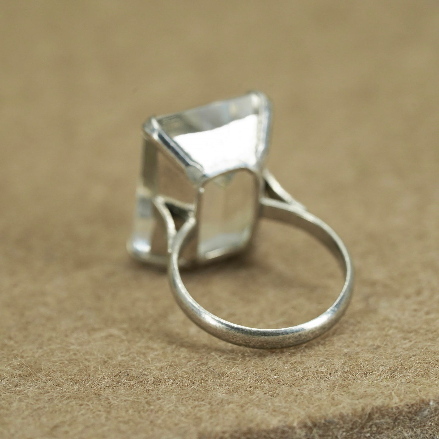 Size 5, vintage Sterling 925 silver handmade ring with crystal