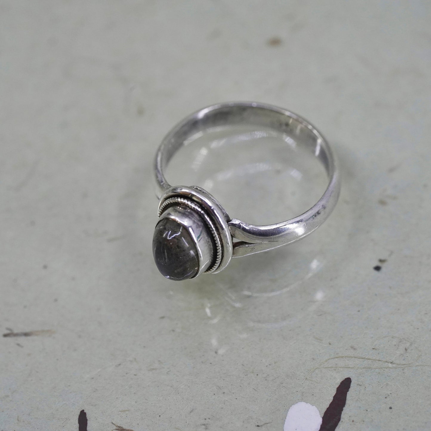 Size 3.5, vintage sterling 925 silver handmade stackable ring with moonstone