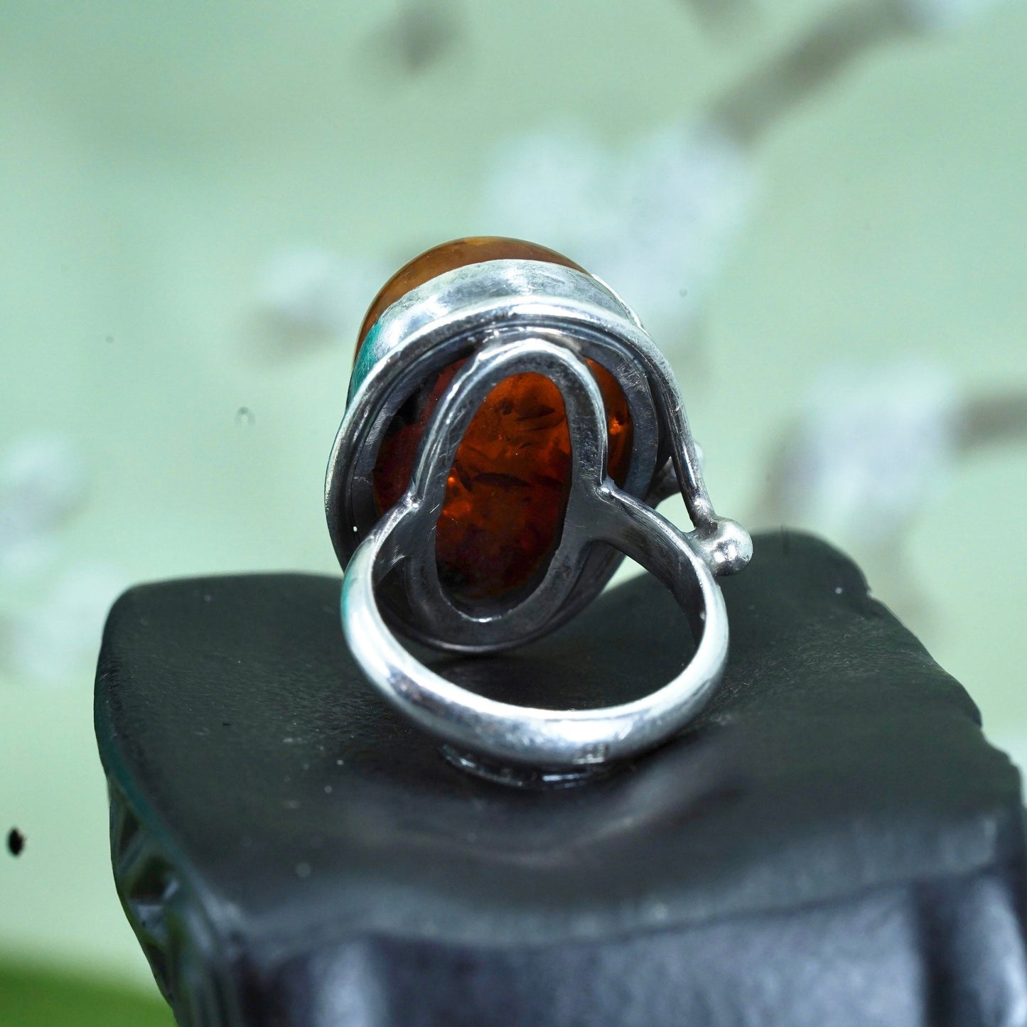 Size 6, vintage sterling 925 silver handmade ring with oval amber and leaves