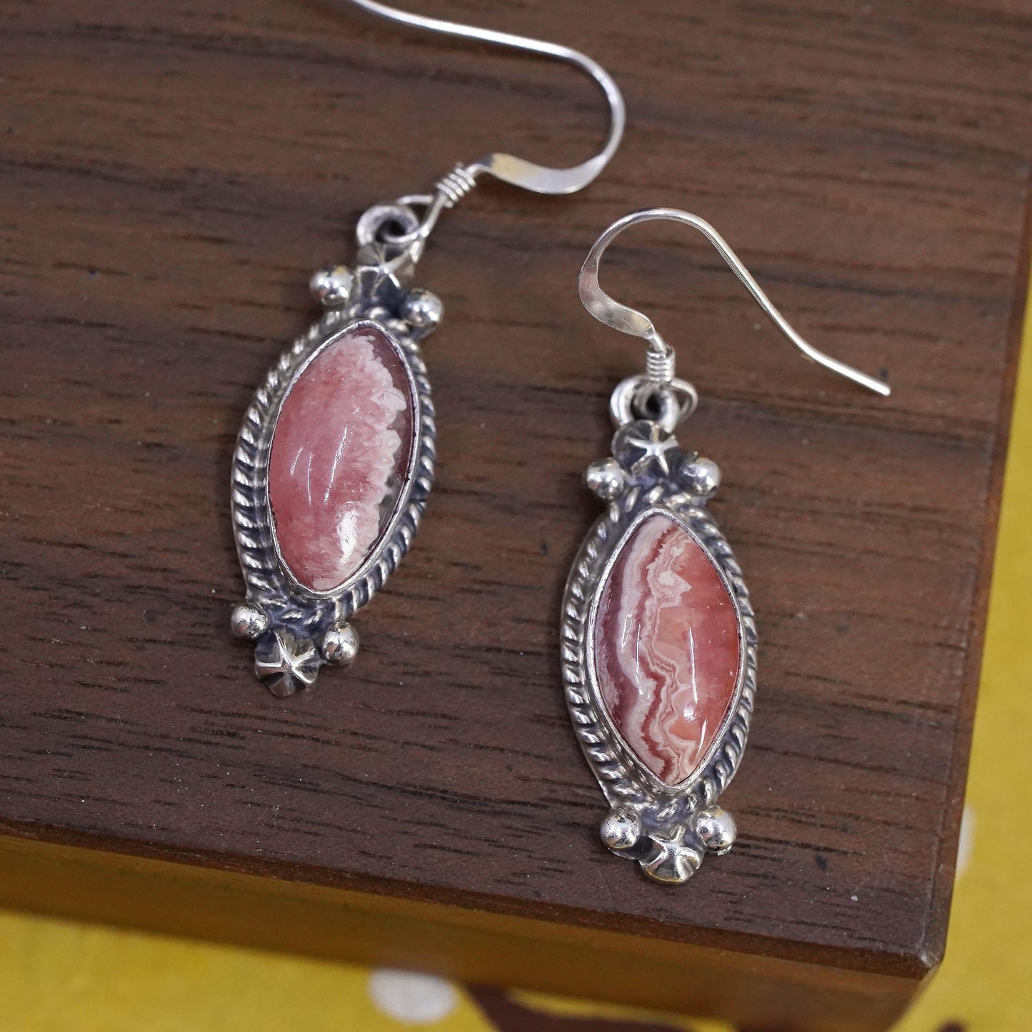 Vintage southwestern Sterling silver 925 handmade earrings pink Rhodochrosite