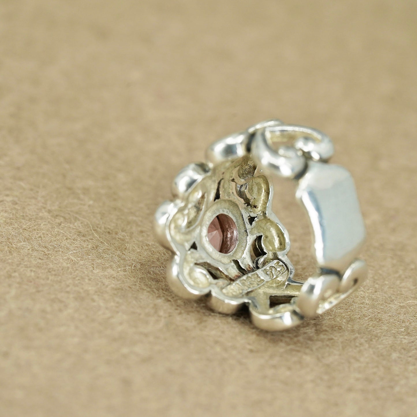 Size 7, VTG Barse Sterling 925 silver ring, filigree swirly band with pink cz