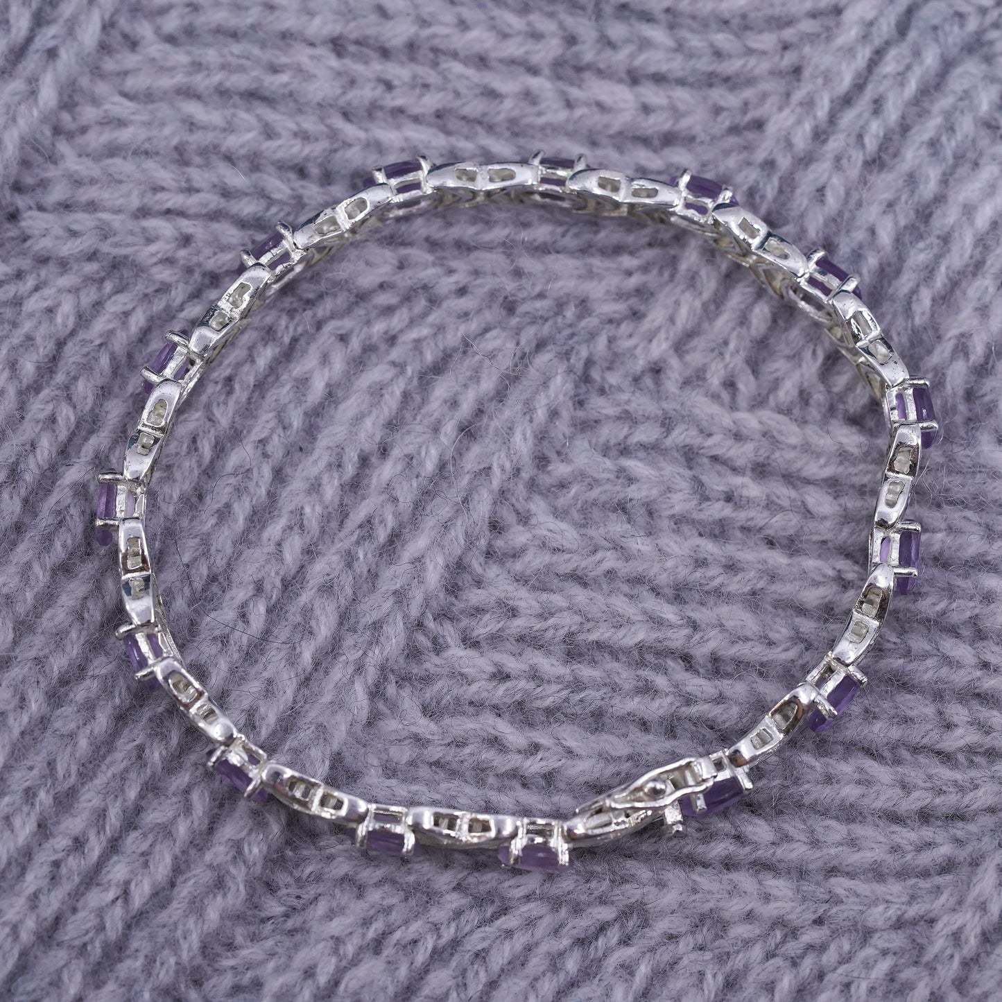 6.75", vintage Sterling 925 silver tennis bracelet with amethyst