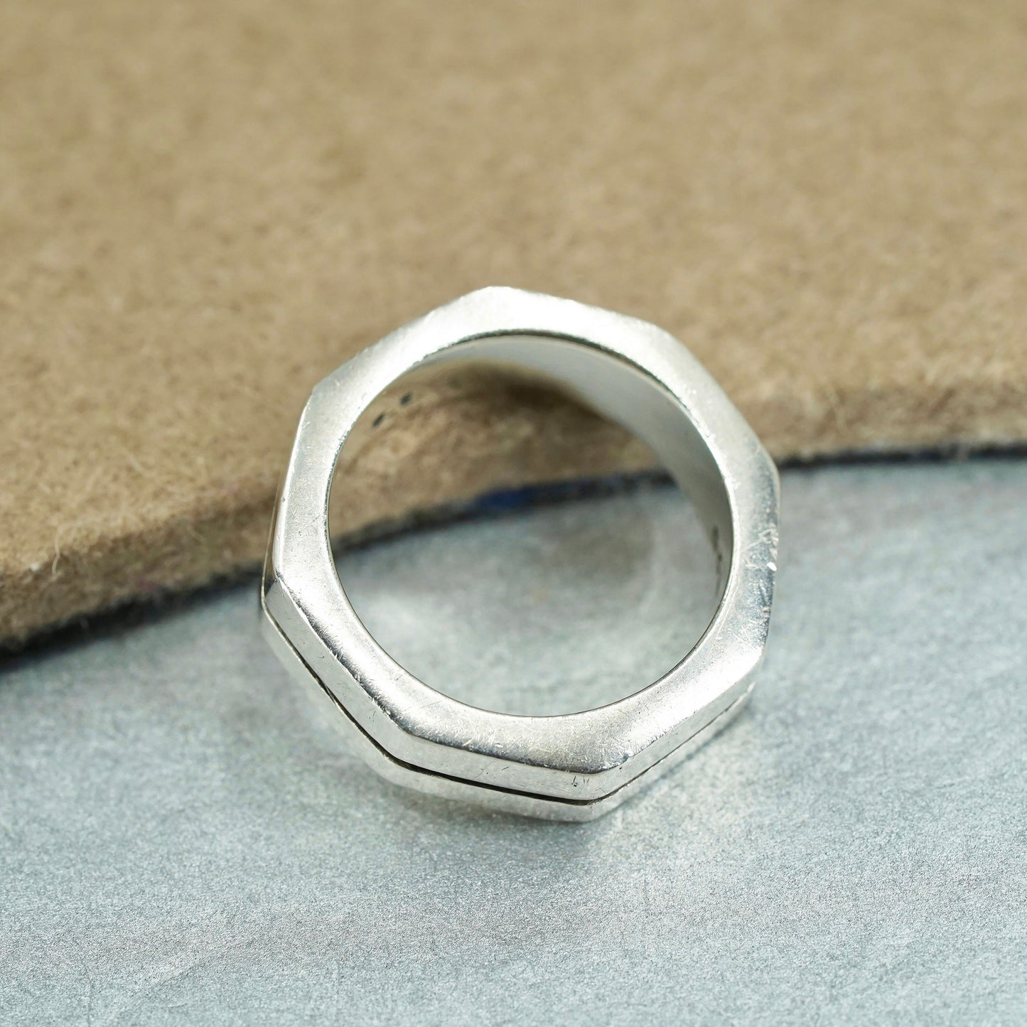 Size 8.5, vintage southwestern Sterling 925 silver statement ring, octagon band
