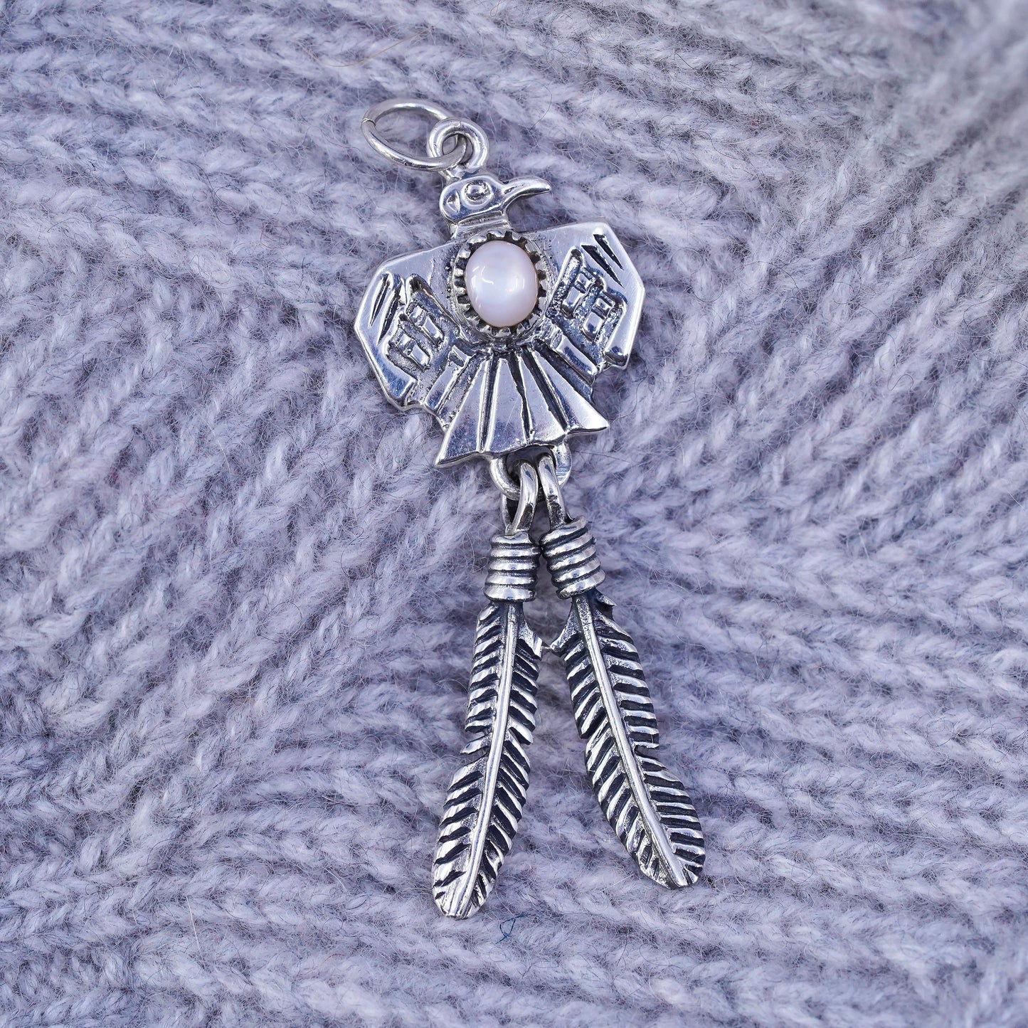 Native American Zuni Sterling 925 silver eagle Pendant feathers mother of pearl